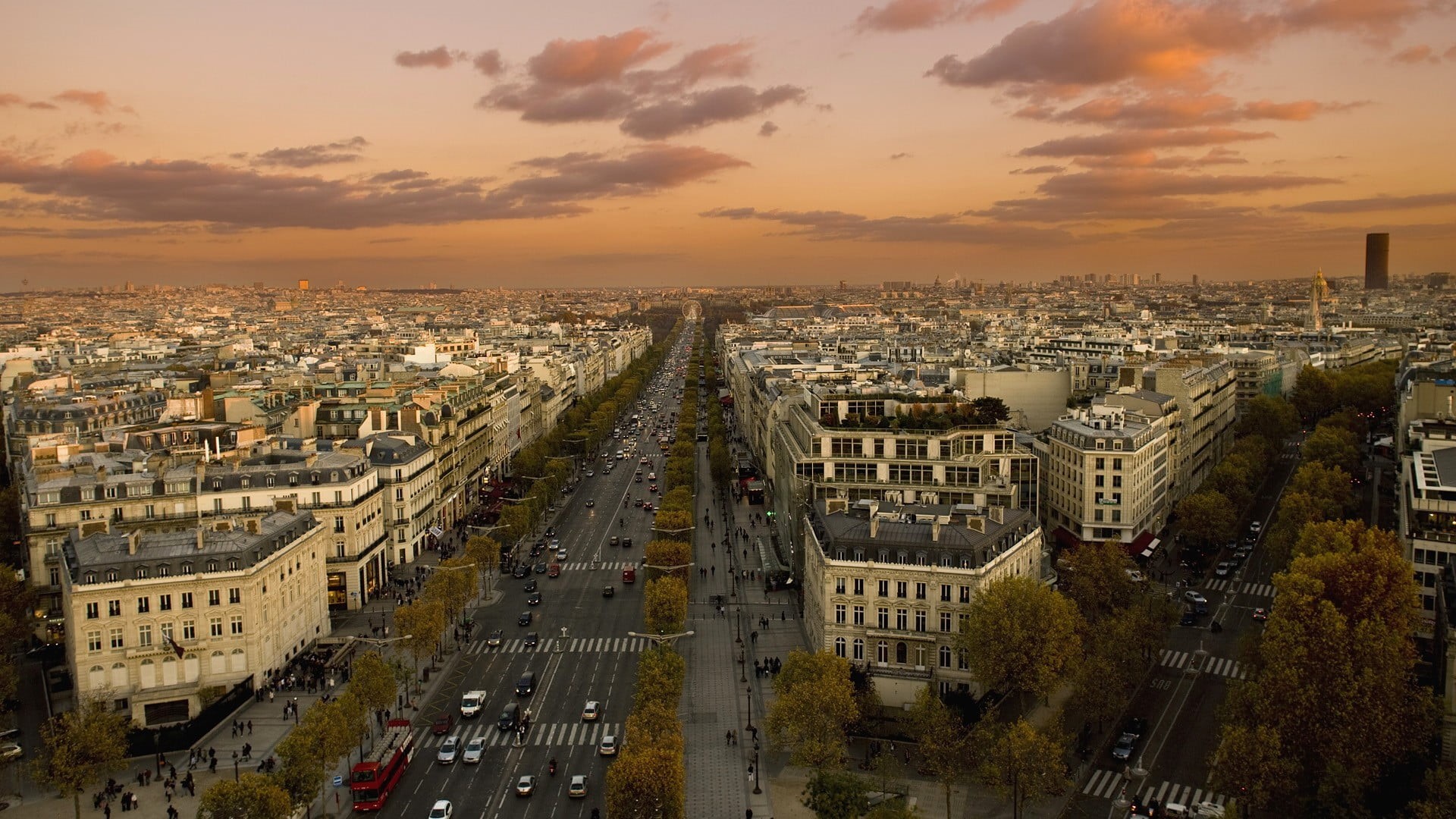 cloud - sky, crowded, building, residential district, transportation, Champs-Élysées, skyscraper, trees, motor vehicle, France, car, architecture, clouds, HD Wallpaper