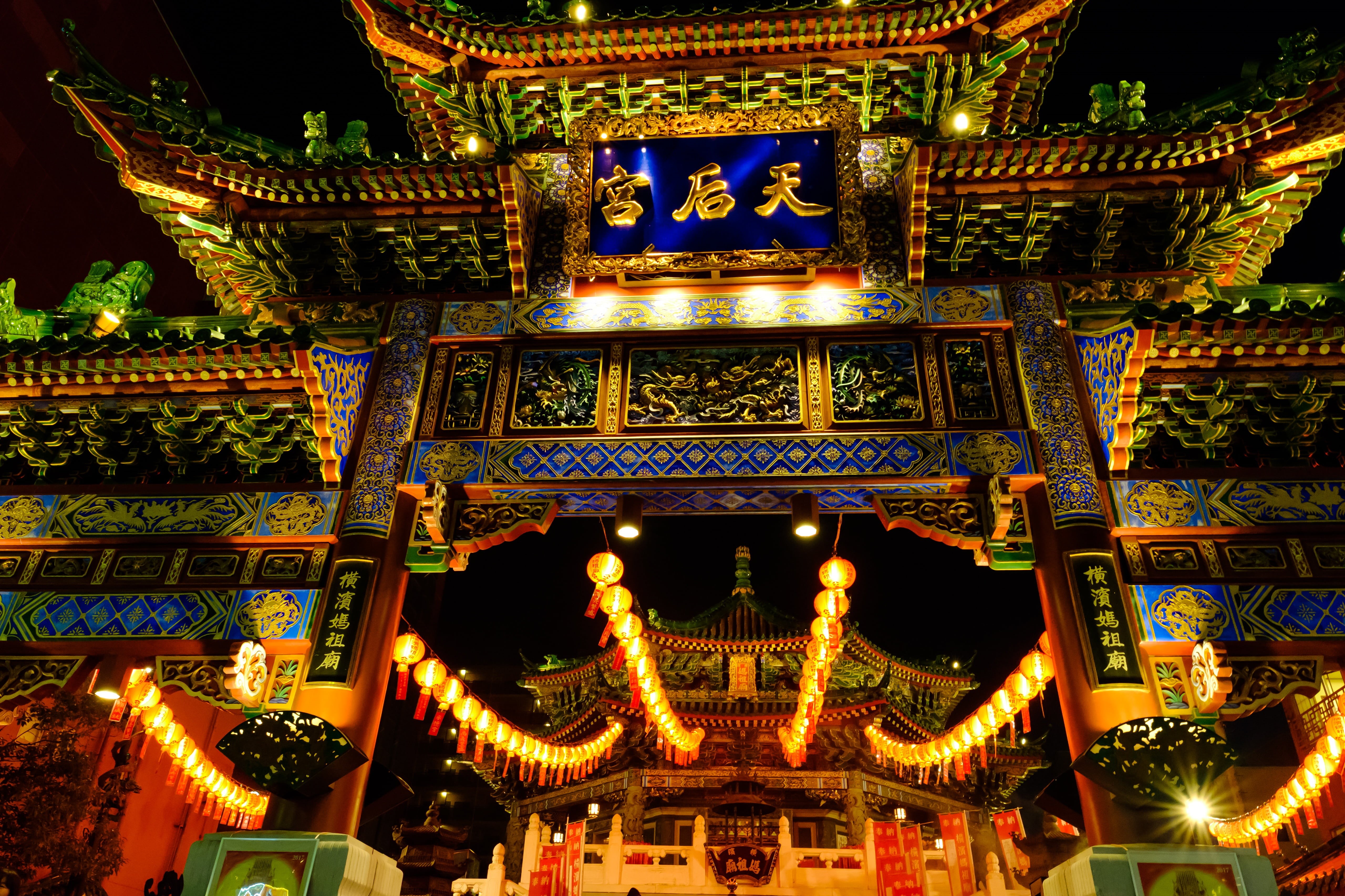 spirituality, lamp, built structure, belief, temple, no people, ornate, building, chinatown, travel destinations, former town, indoors, representation, HD Wallpaper