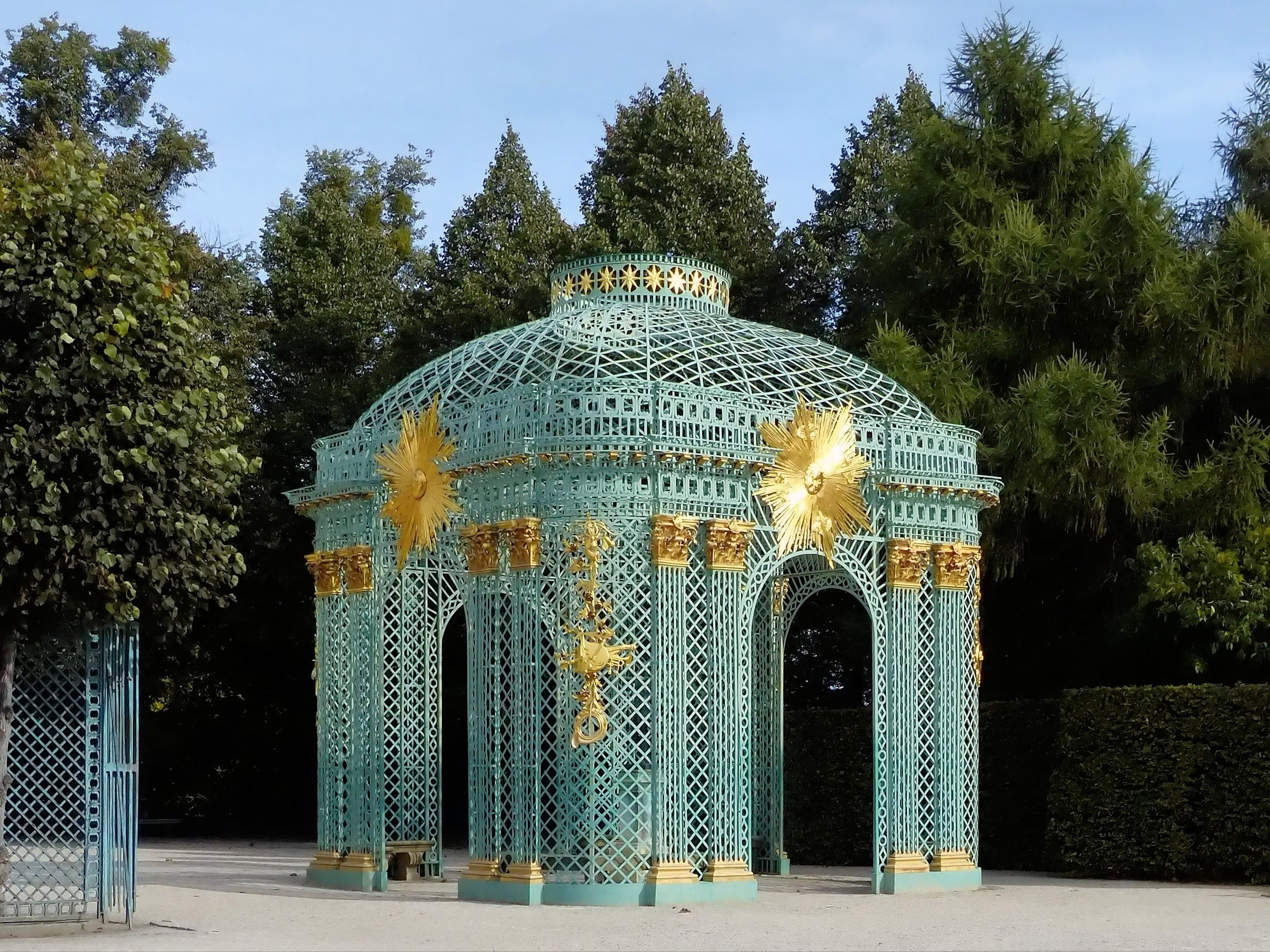 pavilion, the past, religion, growth, 2K, history, sky, built structure, entrance, dome, place of worship, architecture, travel destinations, tree, no people, HD Wallpaper