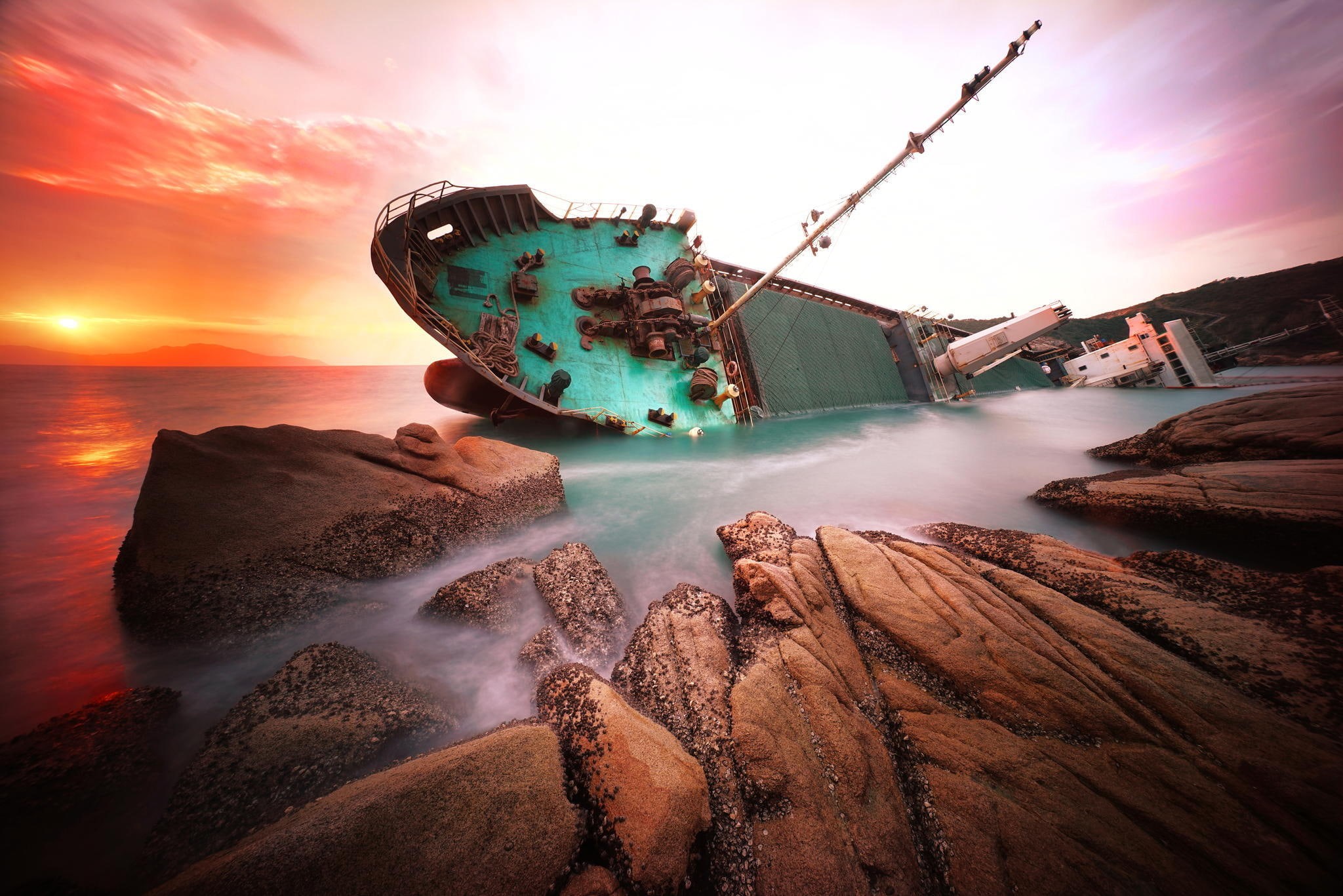 China, ship, hongkong, sea, rocks, dawn, shipwreck, 1080P, HD Wallpaper