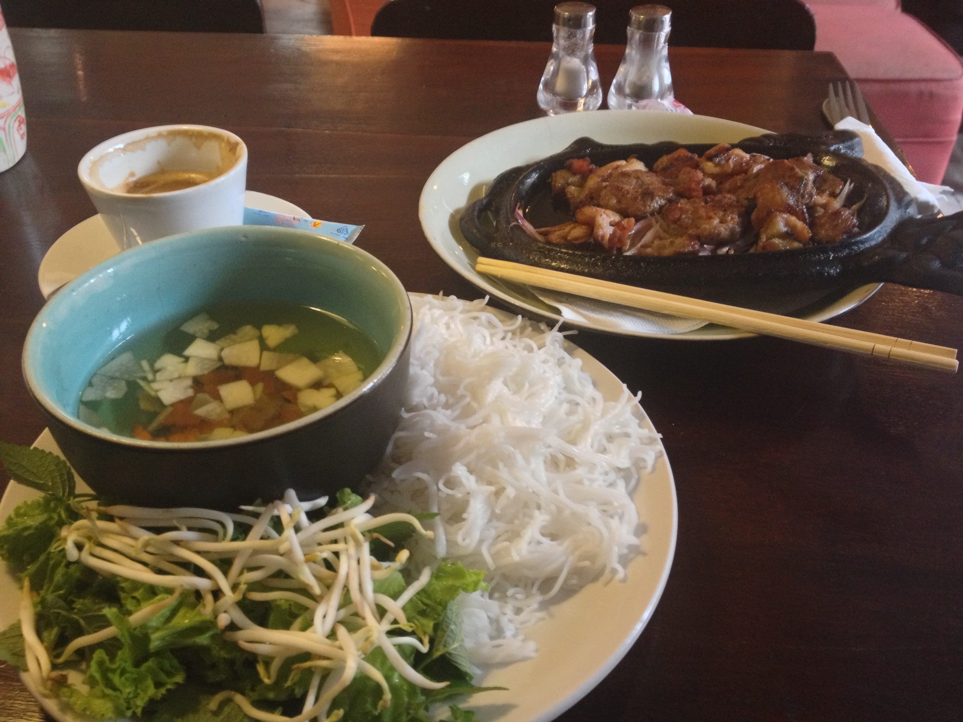 garnish, meat, gourmet, crockery, dinner, Oriental, healthy eating, platter, vegetable, 2K, far east food, soup bowl, beef, noodle soup, chinese, meal, HD Wallpaper