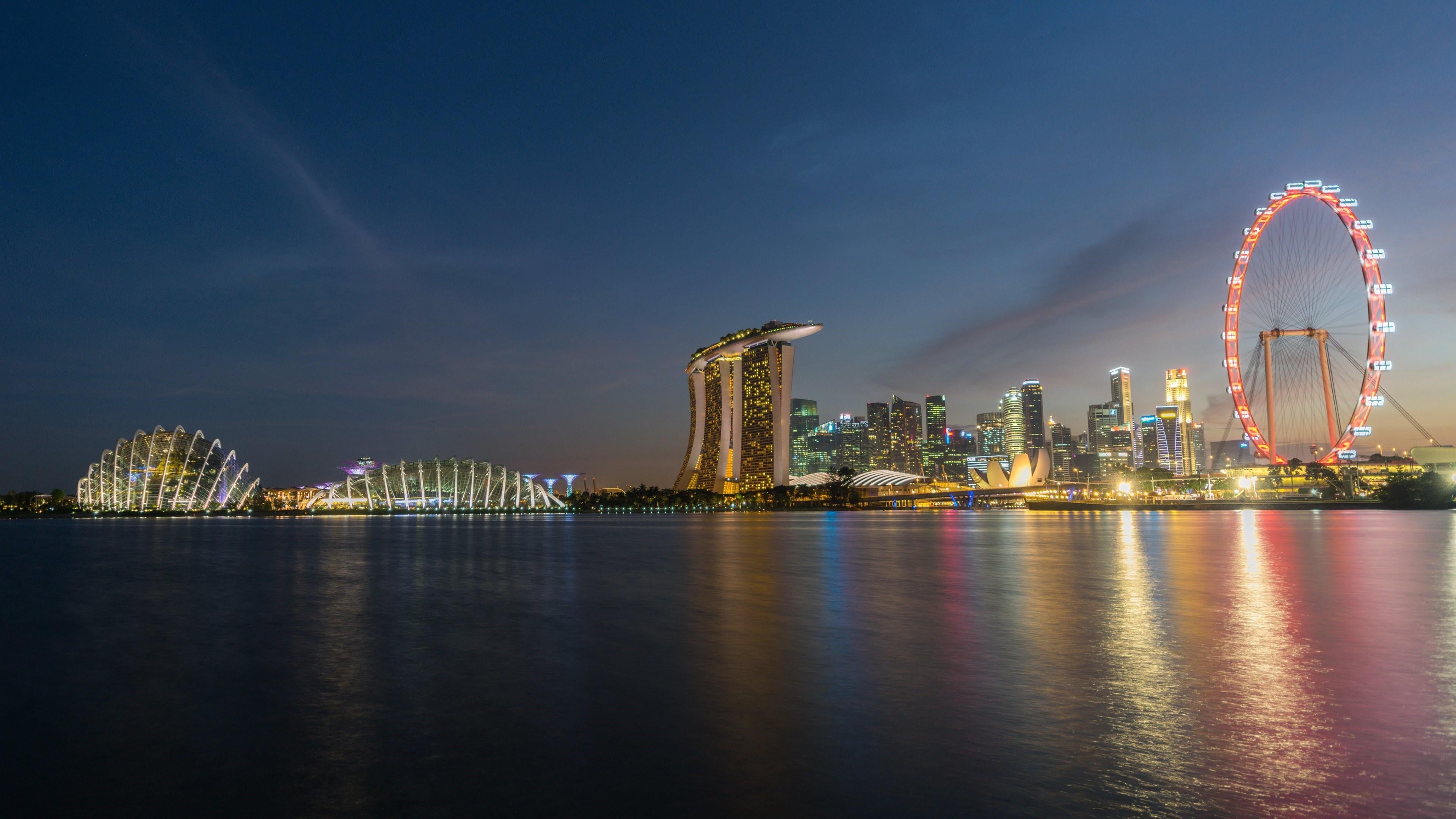 reflection, marina bay, building, waterfront, sky, tall - high, amusement park ride, water, skyscraper, night, outdoors, asia, landscape, 4K, illuminated, HD Wallpaper