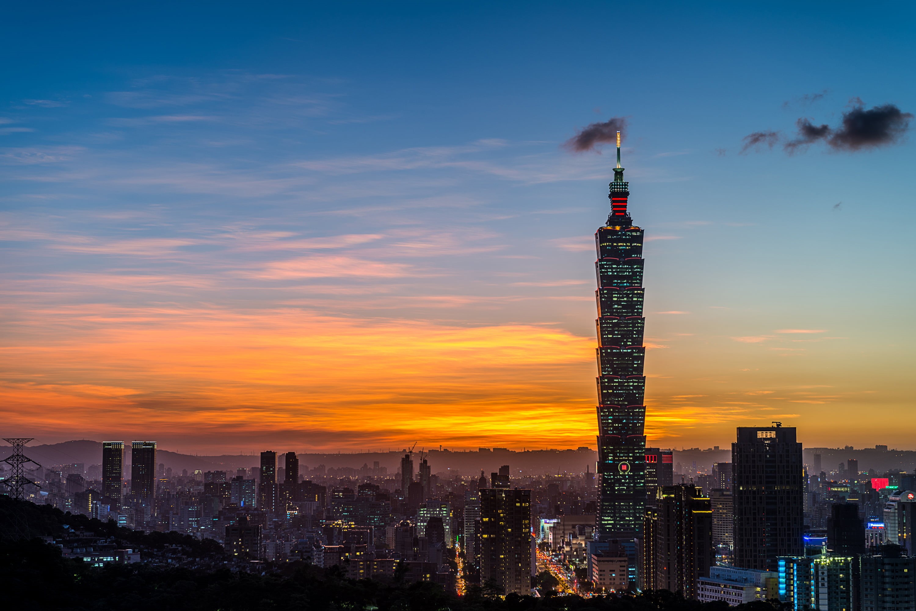 tower, view from above, skyscraper, panoramic, 2K, finance, taiwan, china - East Asia, urban Skyline, nature, sunset, skyline, tall - High, cityscape, HD Wallpaper