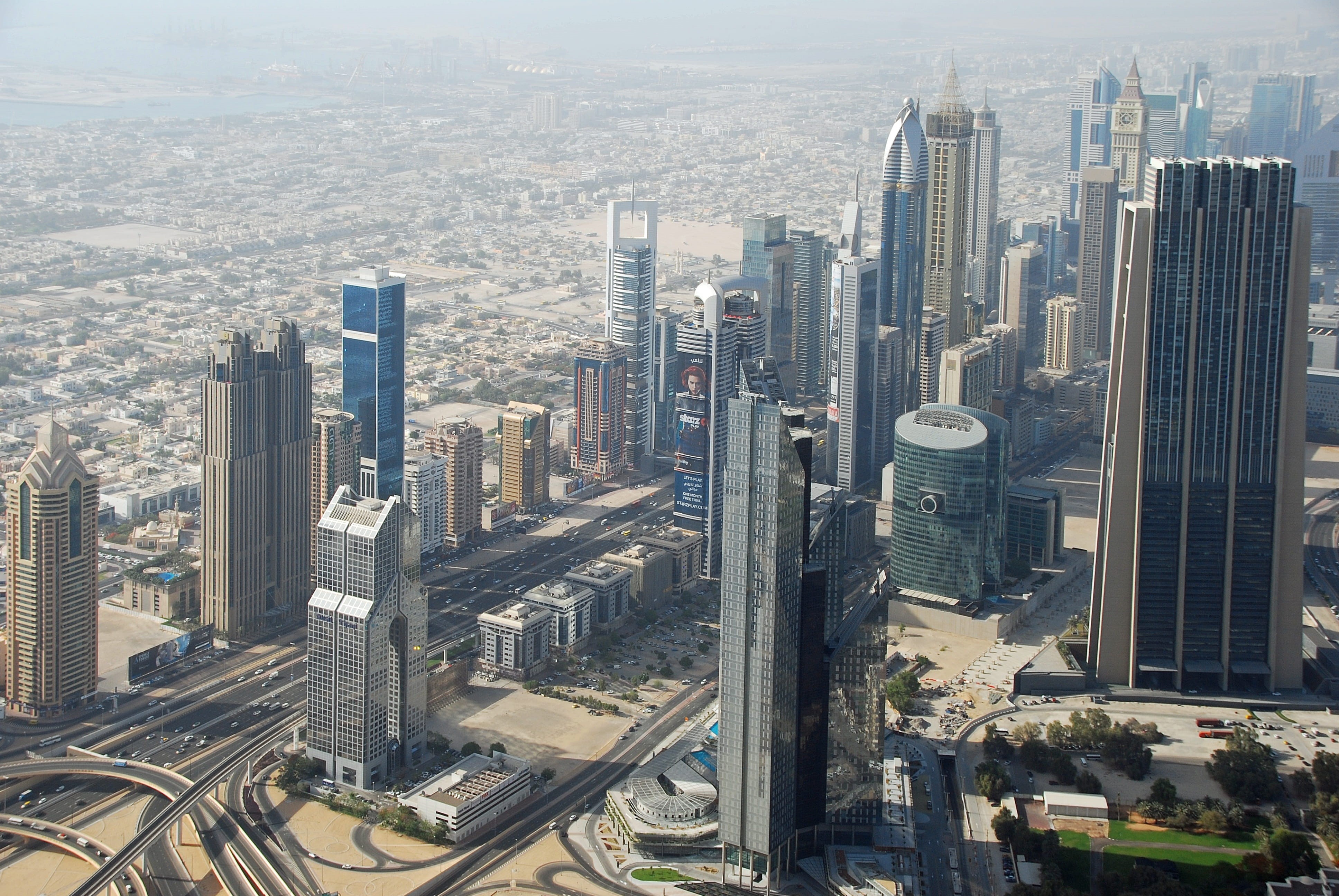 landscape, outdoors, office building exterior, 4K, spire, Dubai, crowded, united Arab Emirates, cityscape, financial district, high Angle View, downtown District, HD Wallpaper