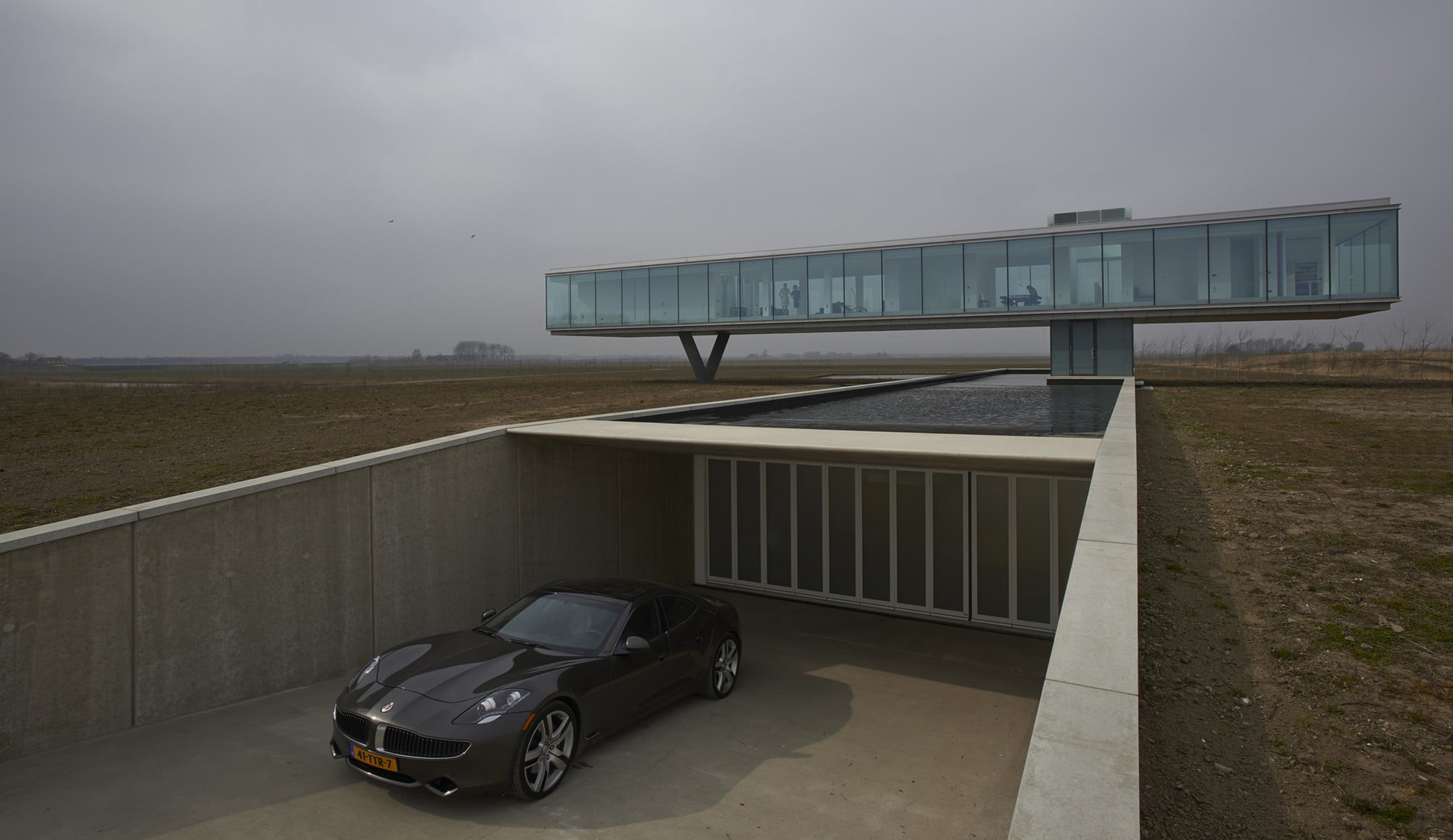 modern, glass, wheel, car, horizon, land vehicle, cloud - sky, day, travel, sky, Villa Kogelhof, building, no people, mode of transportation,  Paul de Ruiter, HD Wallpaper