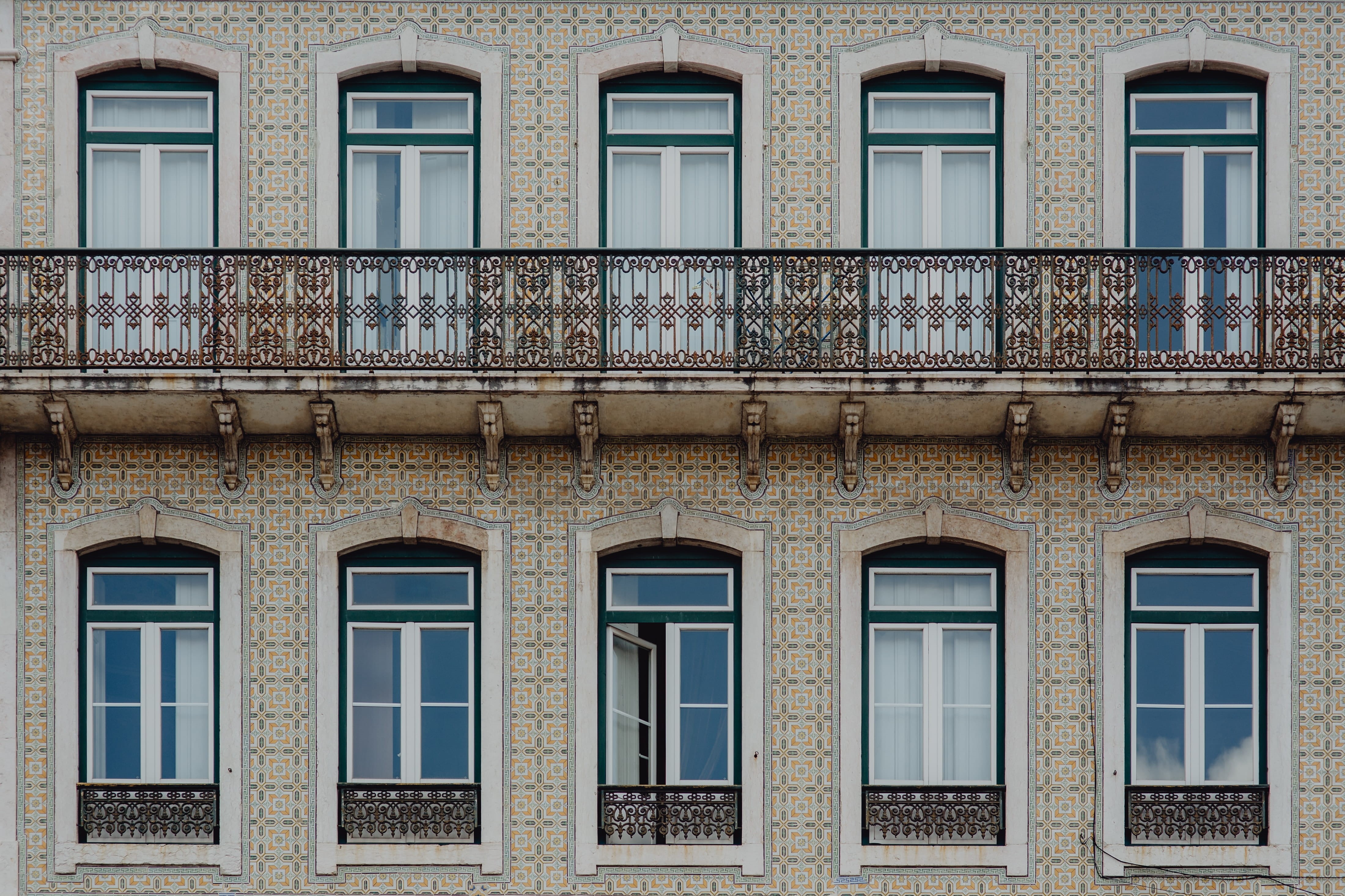 built structure, lisboa, pattern, backgrounds, arched, reflection, building exterior, facade, repetition, portugal, no people, city, building, architecture, HD Wallpaper