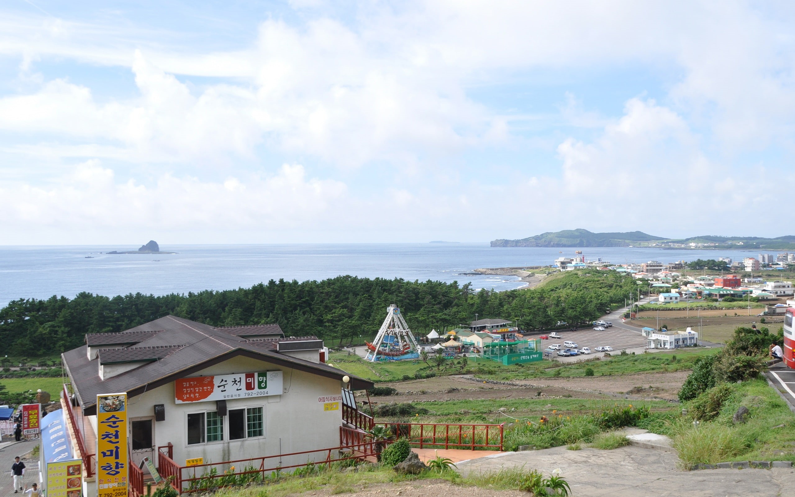 house, island, travel, korea, residential district, jeju, day, beach, water, horizon over water, nature, land, building, sea, 2K, architecture, HD Wallpaper