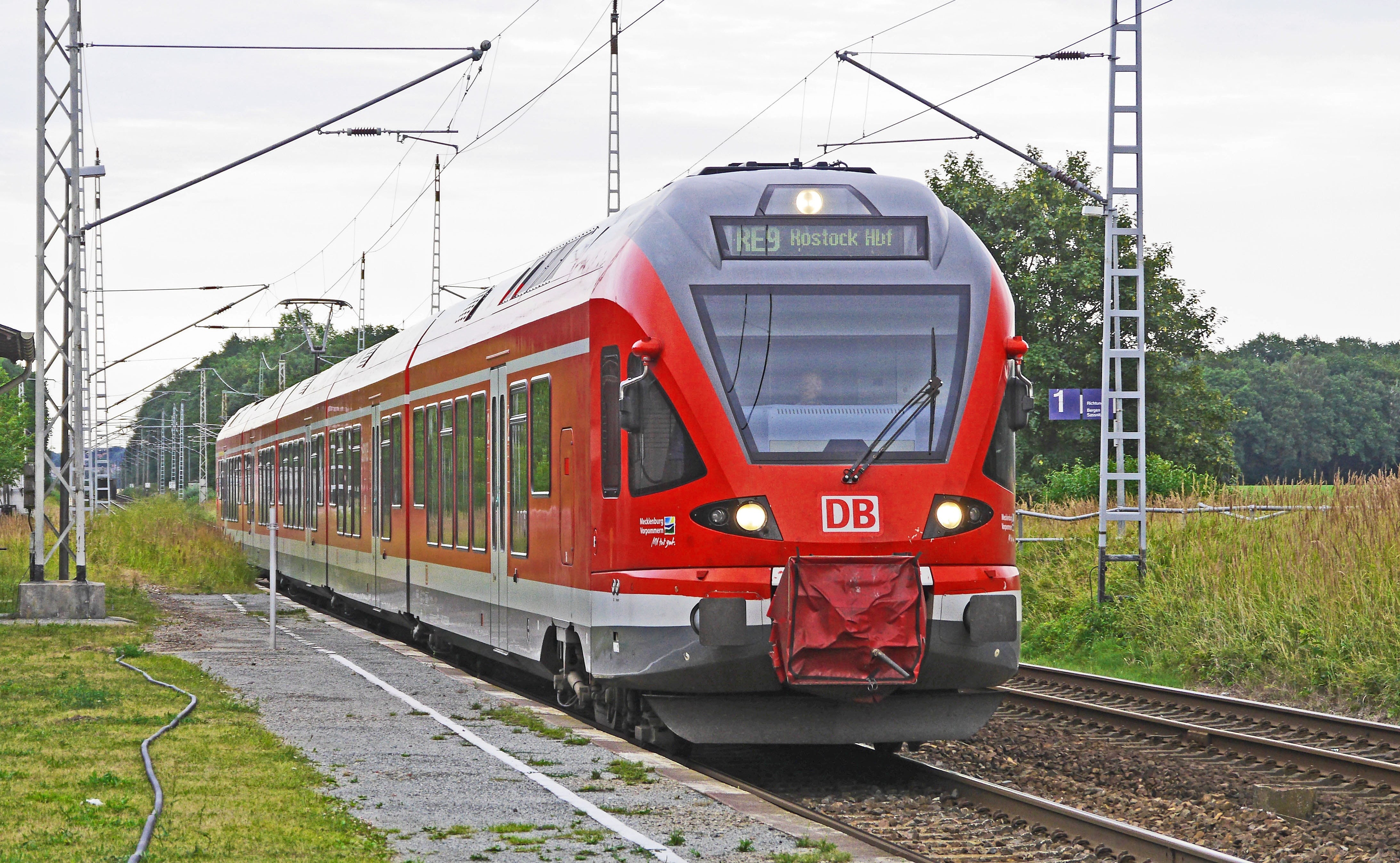 railway station, platform, br 429, mode of transportation, rügen, land vehicle, intermediate, technology, station, railroad track, travel, mv, sky, transportation, HD Wallpaper