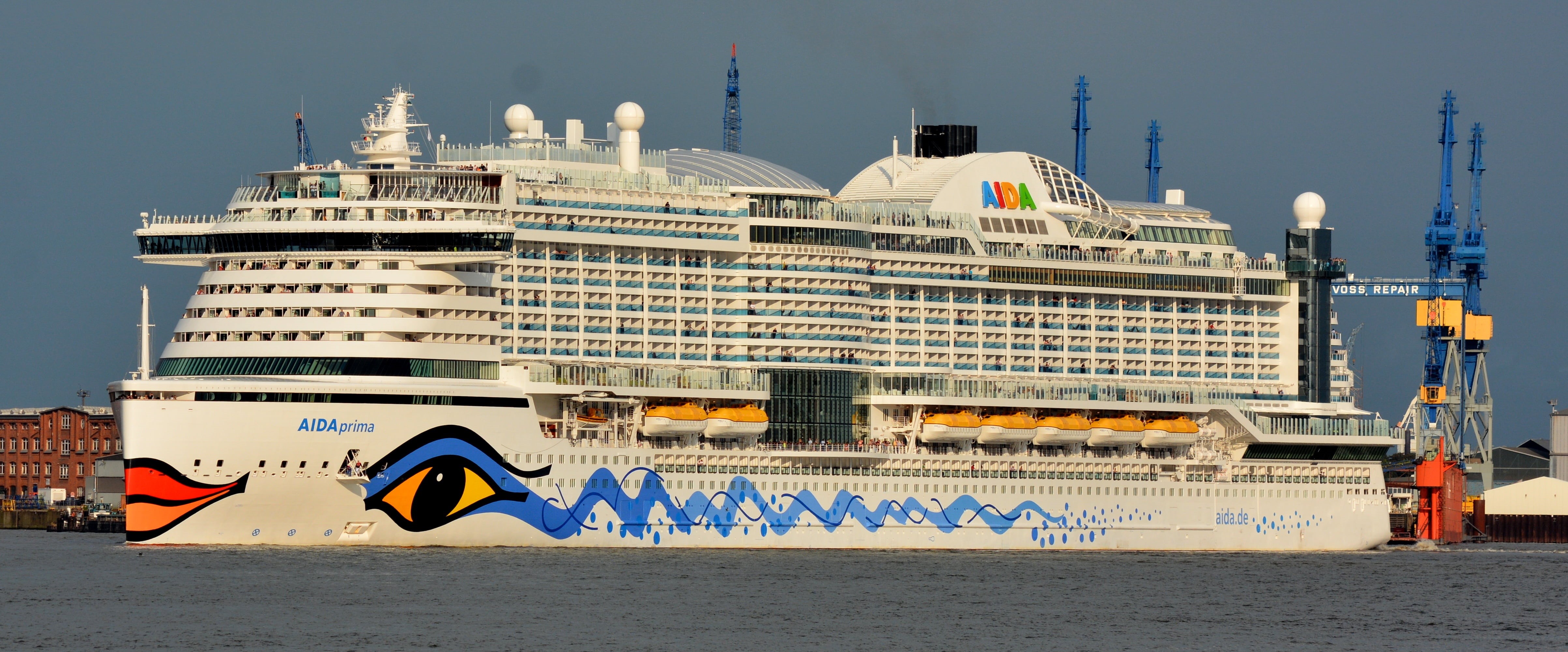 aida prima, cruise, architecture, urban skyline, ship, ship travel, aida, no people, daytime, traffic, port, city, travel, building, water, sky, elbe, built structure, HD Wallpaper