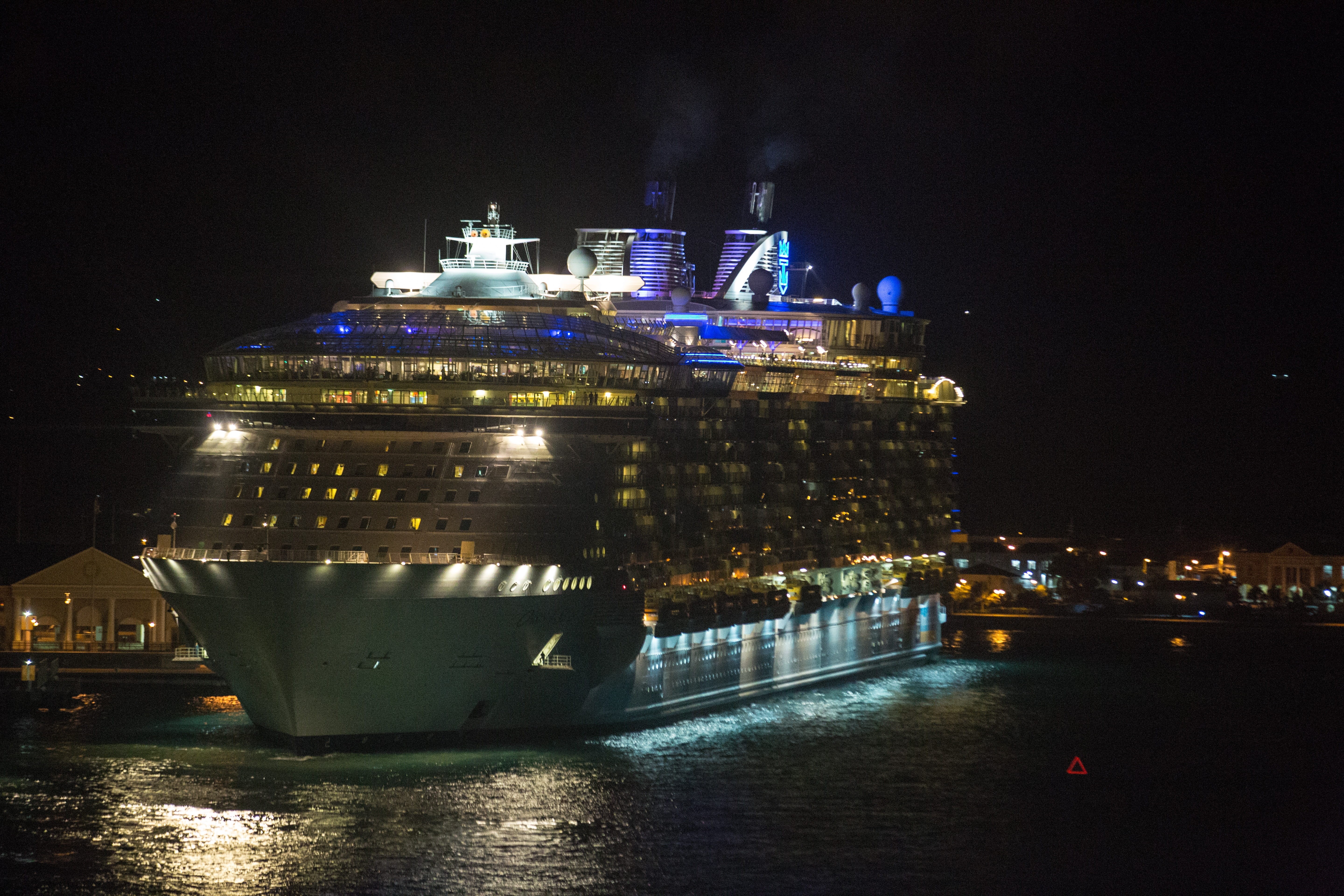 sky, nautical vessel, transportation, built structure, building exterior, harbor, 5K, outdoors, nature, lights, waterfront, ship, city, royal, illuminated, HD Wallpaper