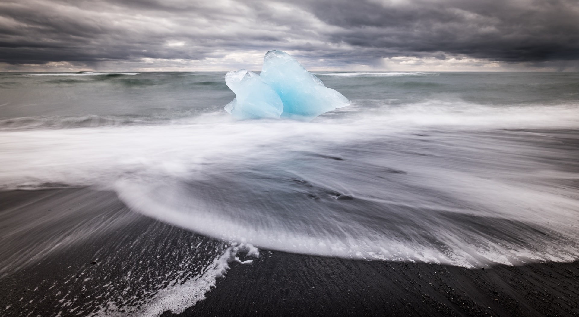 no people, Seascape, Travel, aquatic sport, day, touristdestinations, Iceland, beauty in nature, motion, sea, Black, sport, Landscape, Beach, iceberg, visit, HD Wallpaper