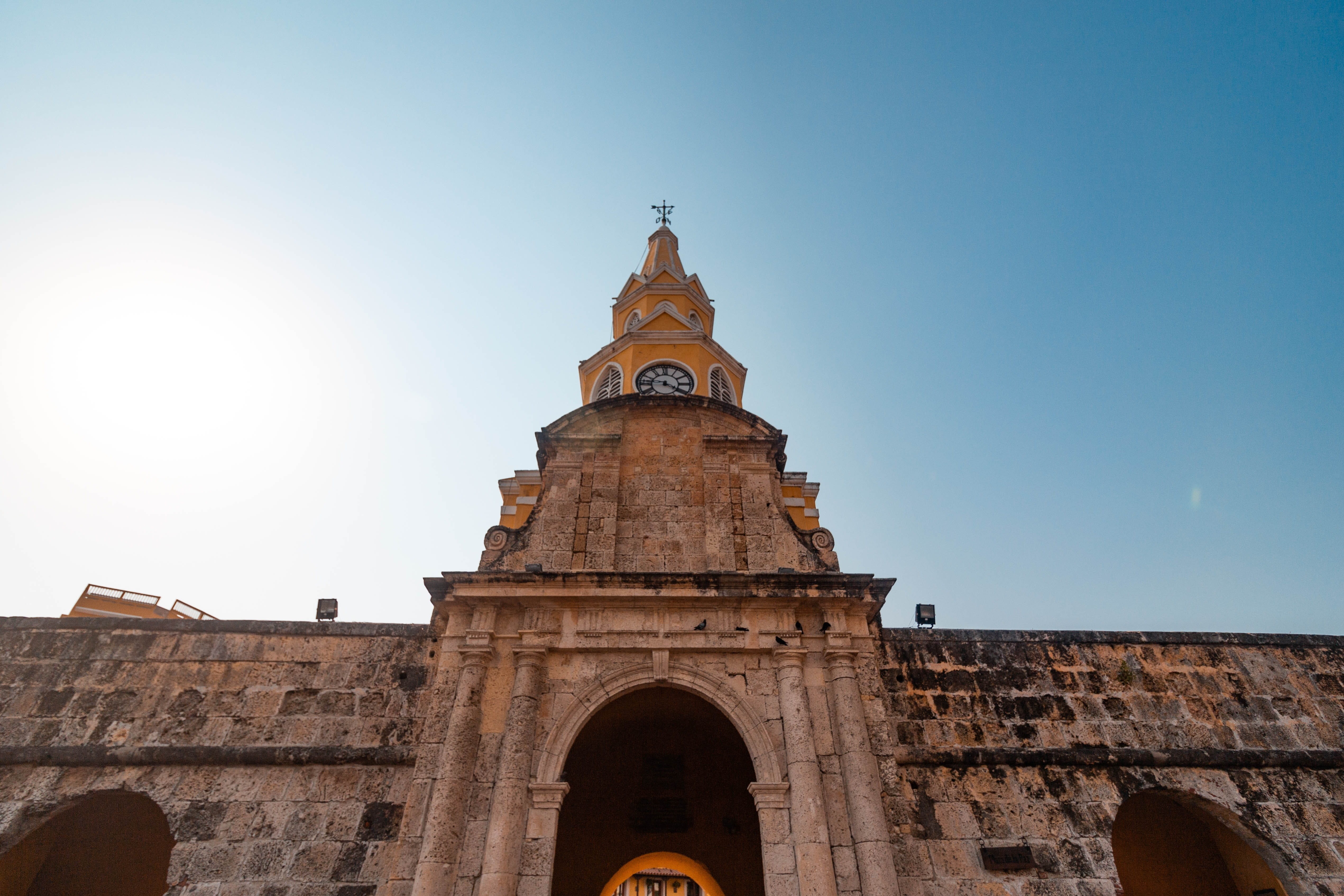 built structure, cartagena, painted, travel, historic, building exterior, facade, ancient history, colonial, spire, architecture, grunge, outdoors, street, HD Wallpaper