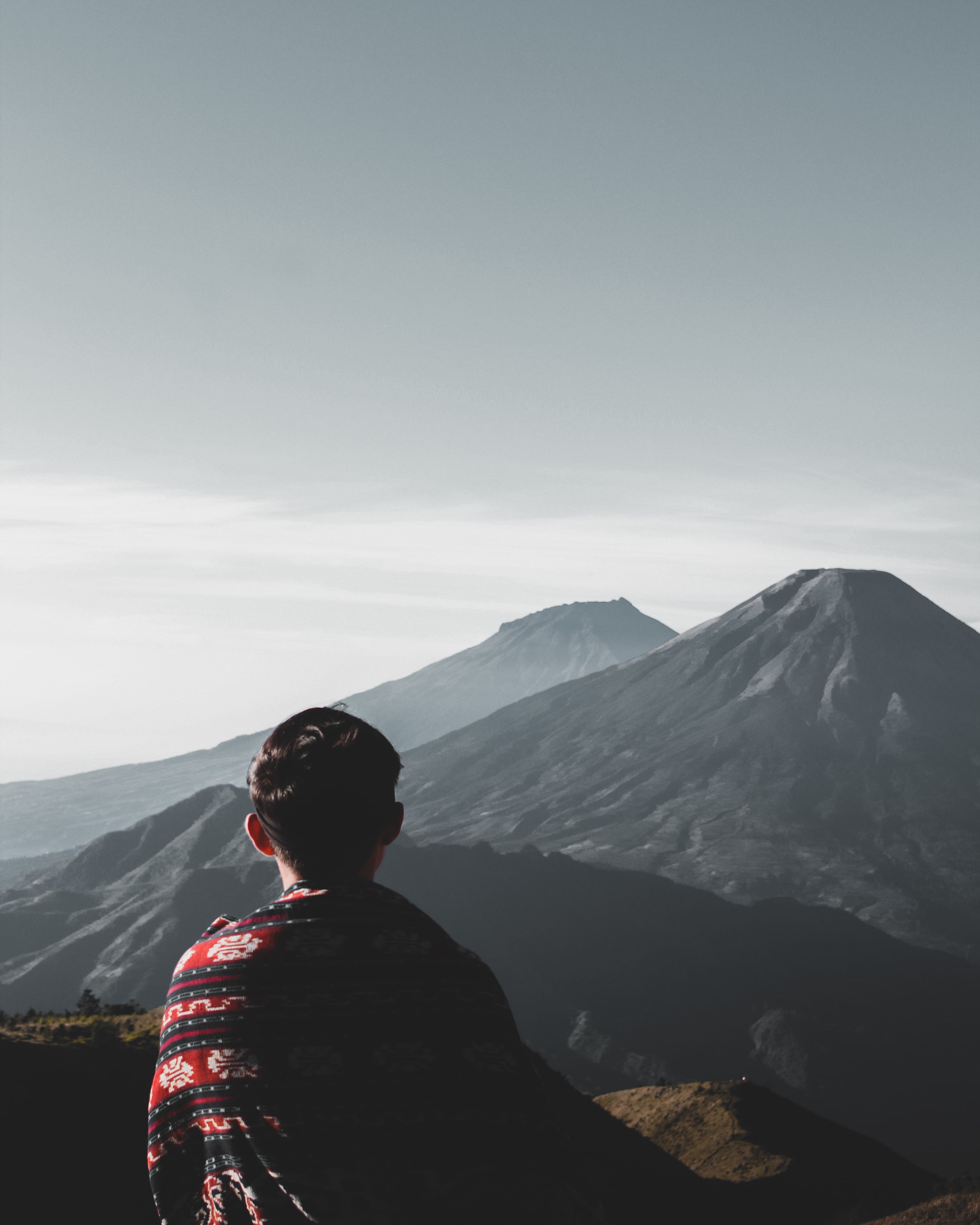 lifestyles, looking at view, fog, frosty, day, mountains, tranquil scene, environment, man, mountain range, adventure, scenics - nature, idyllic, one person, Phone HD Wallpaper