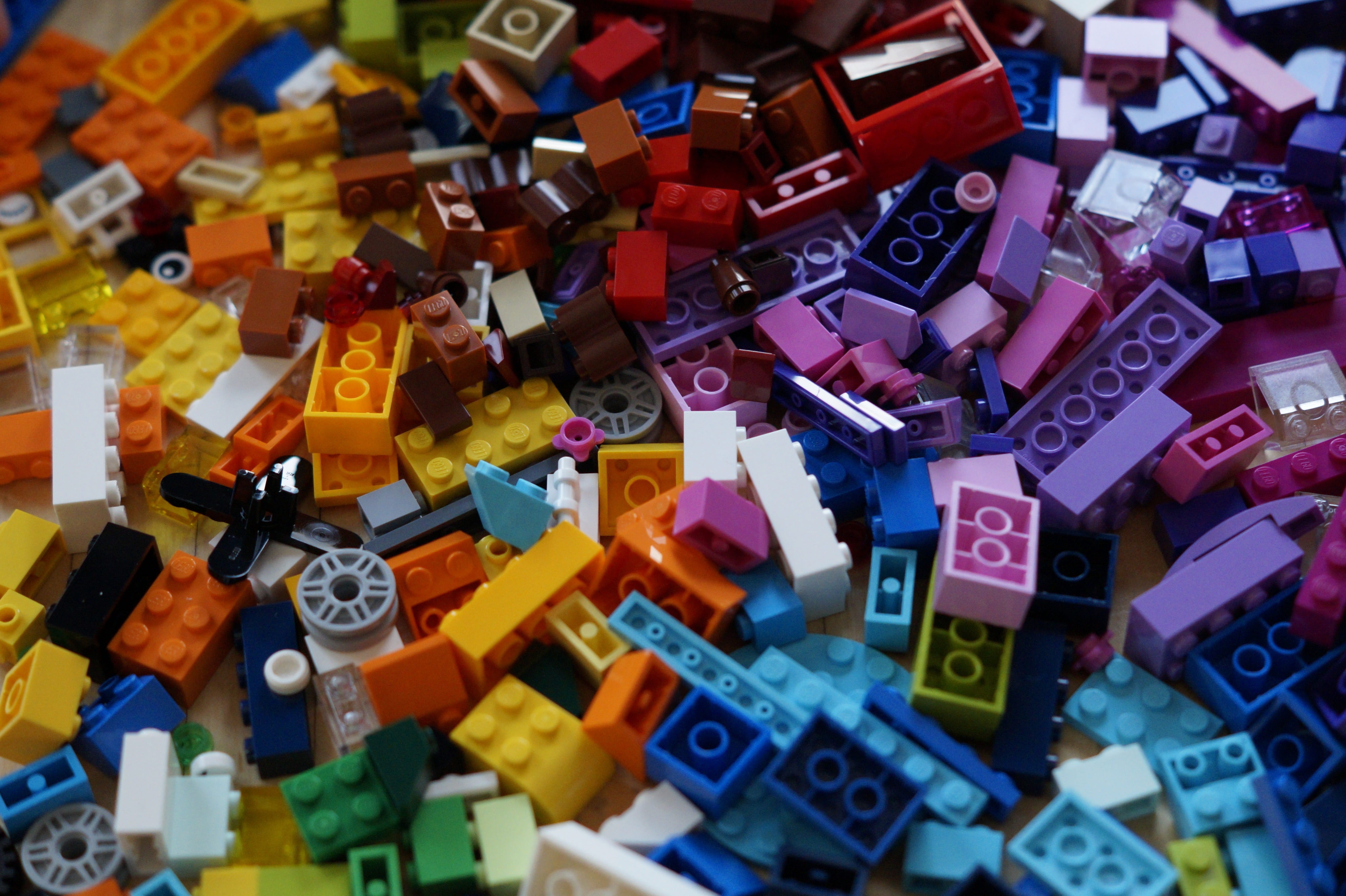 play an active, toy block, close-up, directly above, letter, indoors, variation, toy, lego, interlock, lego build, block, color, high angle view, background, HD Wallpaper