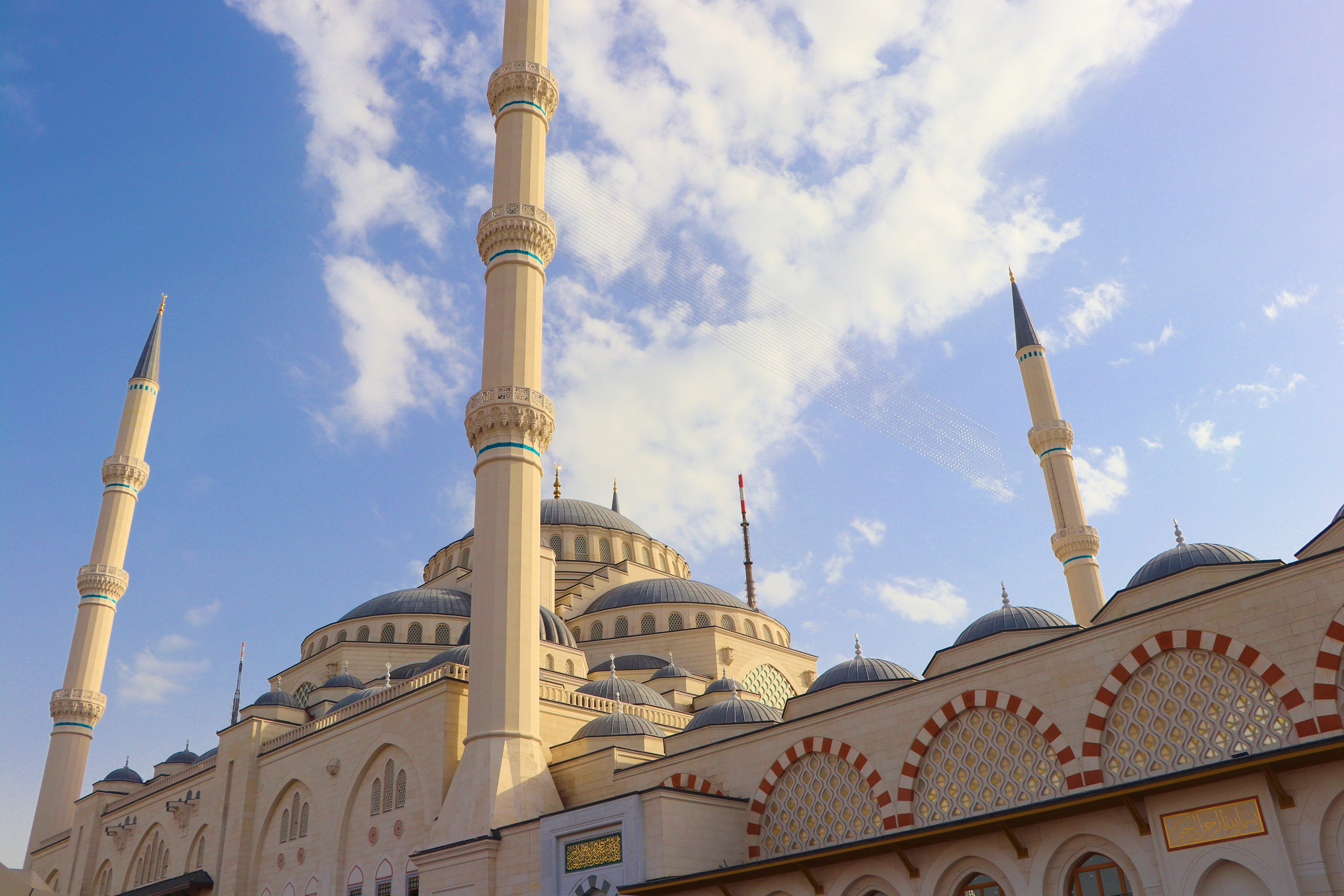 muslim, islam, built structure, low angle view, istanbul, architecture, nature, no people, travel, 5K, day, peace, marine, belief, cami, large return, HD Wallpaper