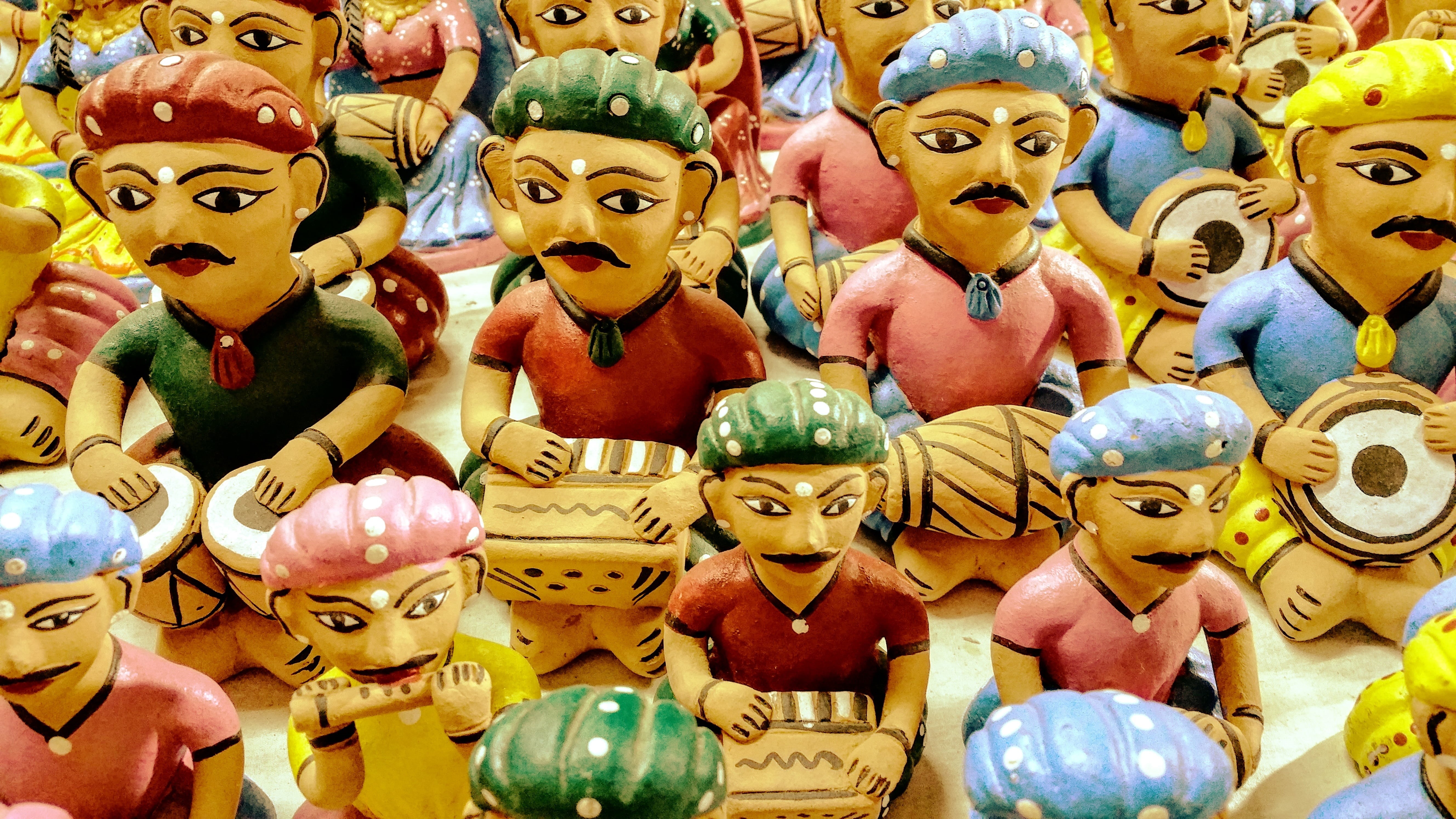 music player, abundance, backgrounds, business, folk, 5K, for sale, choice, toy, kids toy, musicians, still life, collection, full frame, handicraft, indian, HD Wallpaper