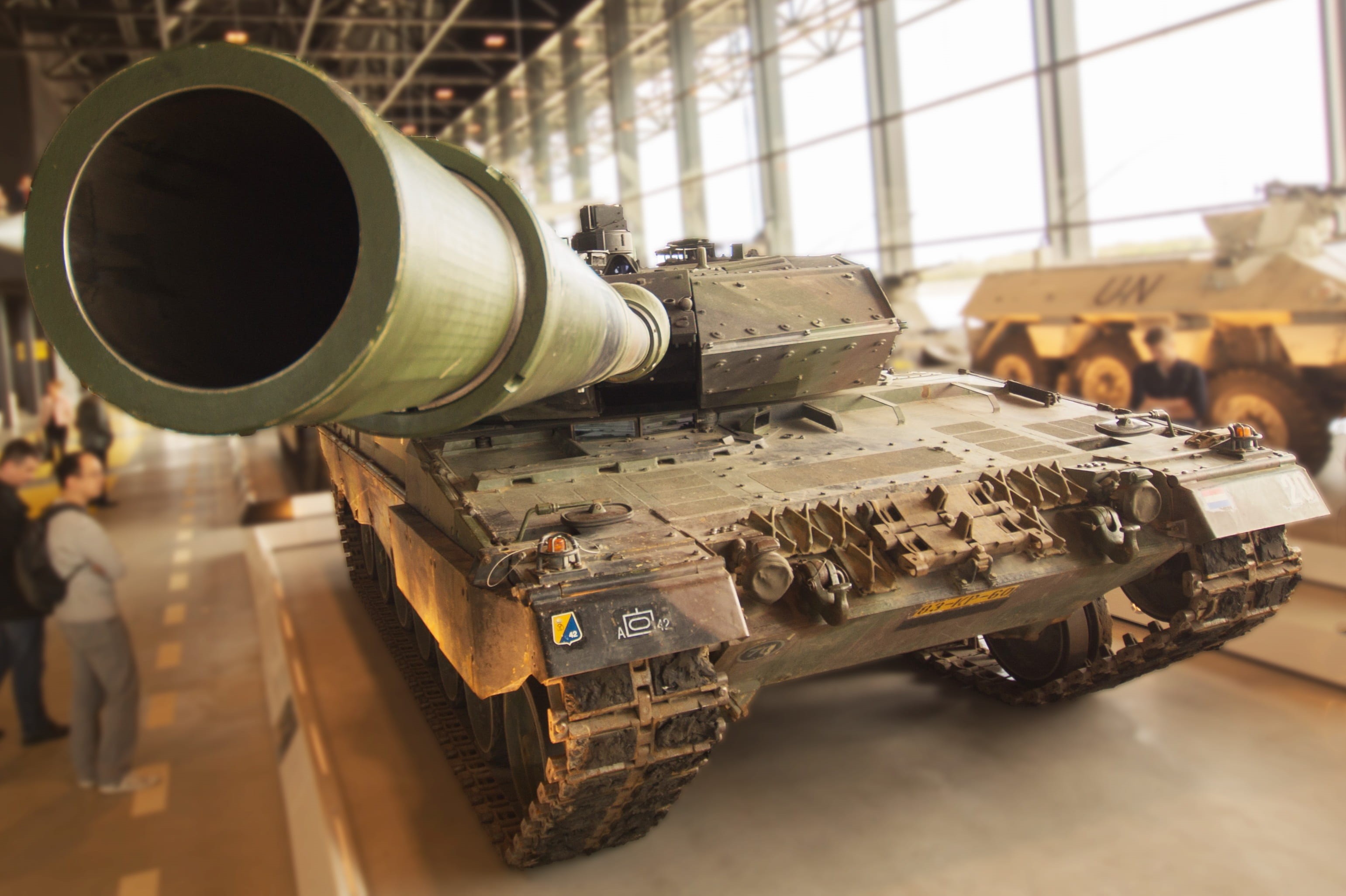 mode of transportation, fighting, armed forces, gun, machine, technology, armor, 2K, tank, day, architecture, armored tank, metal industry, history, battle, HD Wallpaper
