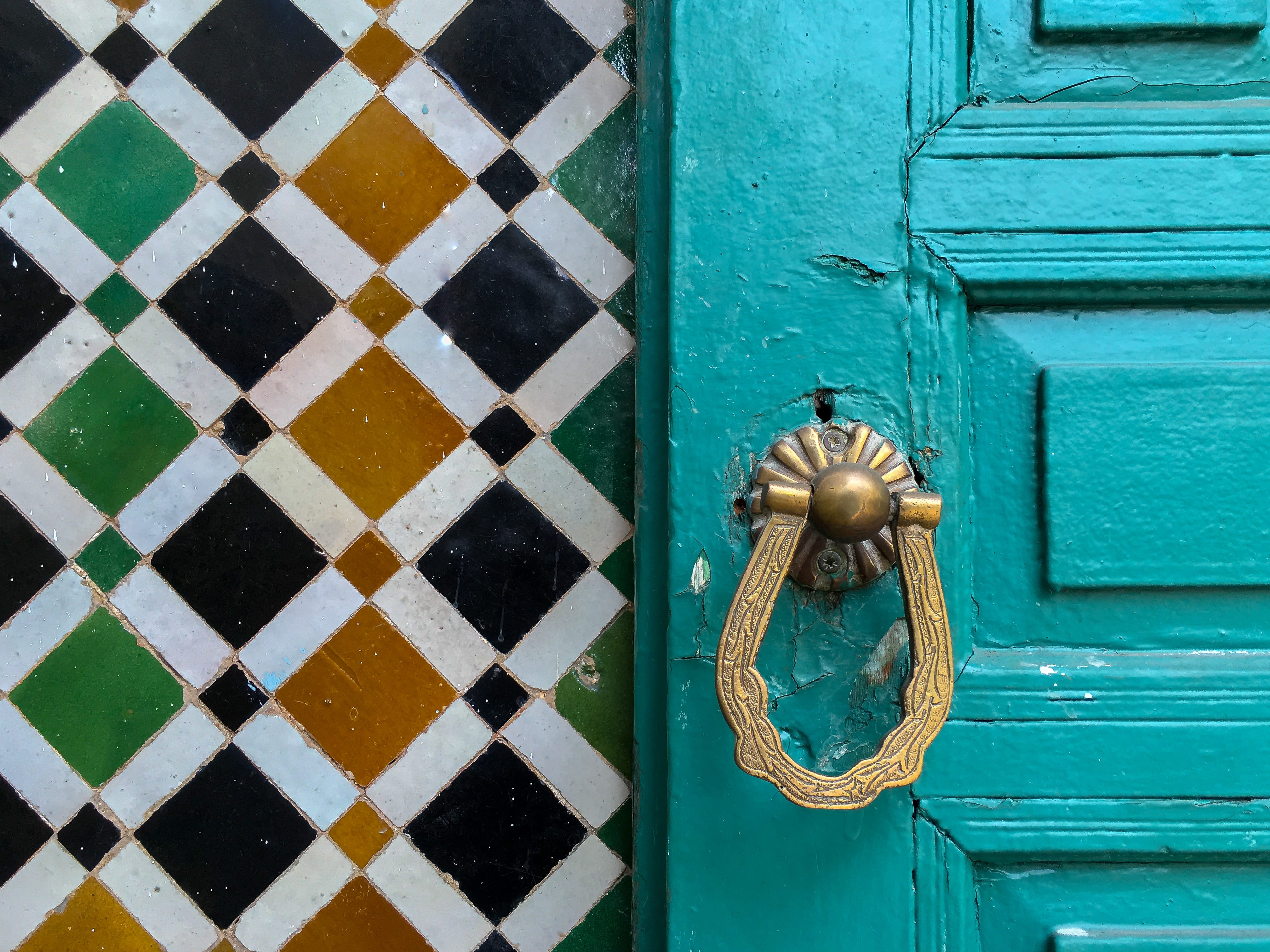 security, historic, wood - material, formes géométriques, casablanca, door knocker, day, entrance, turquoise colored, blue, colores, backgrounds, formes, HD Wallpaper