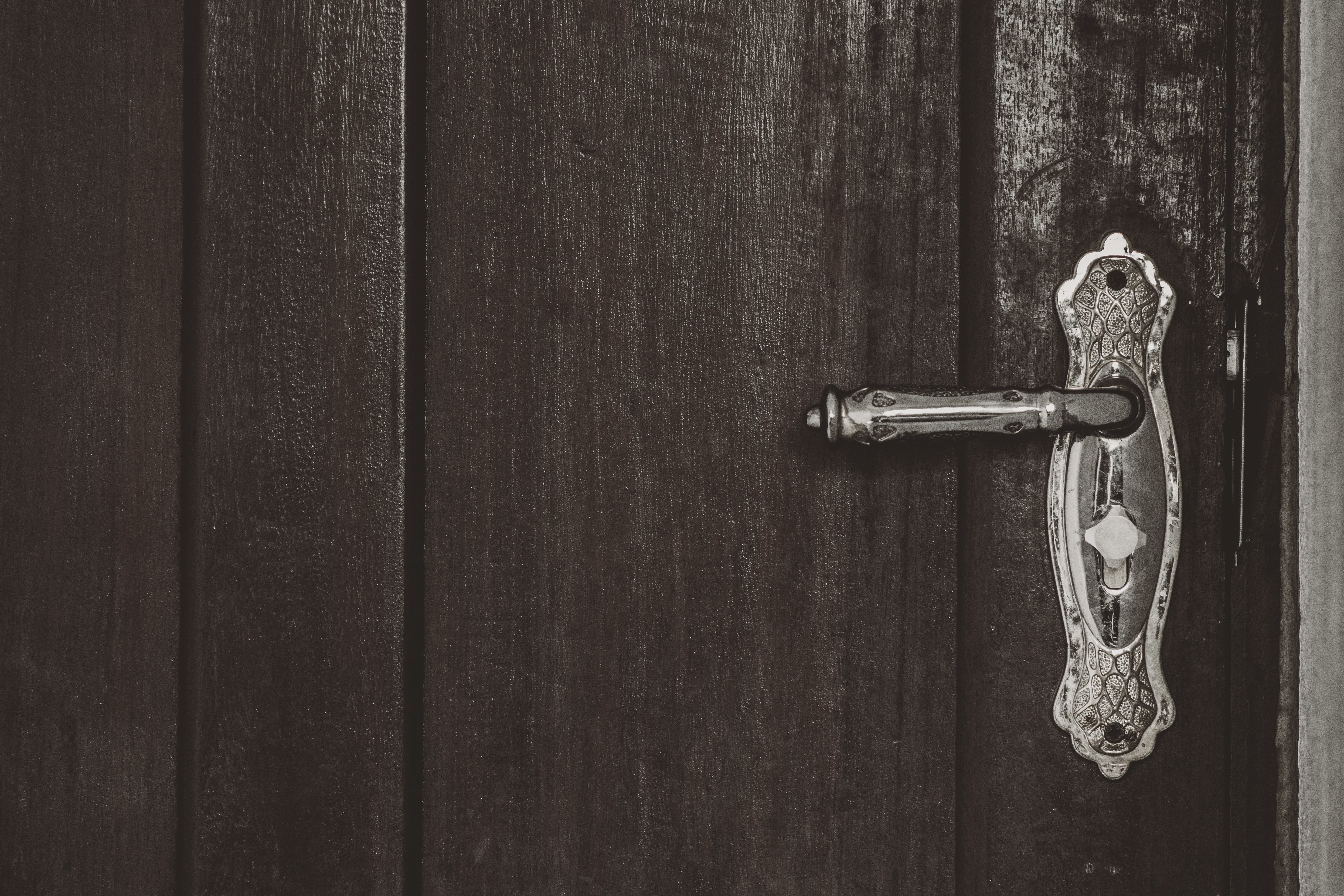 safety, handle, door, lock, steel, doorknob, keyhole, old, metal, design, grunge, key, timber, rustic, wood - Material, ancient, vintage, wooden, home, HD Wallpaper
