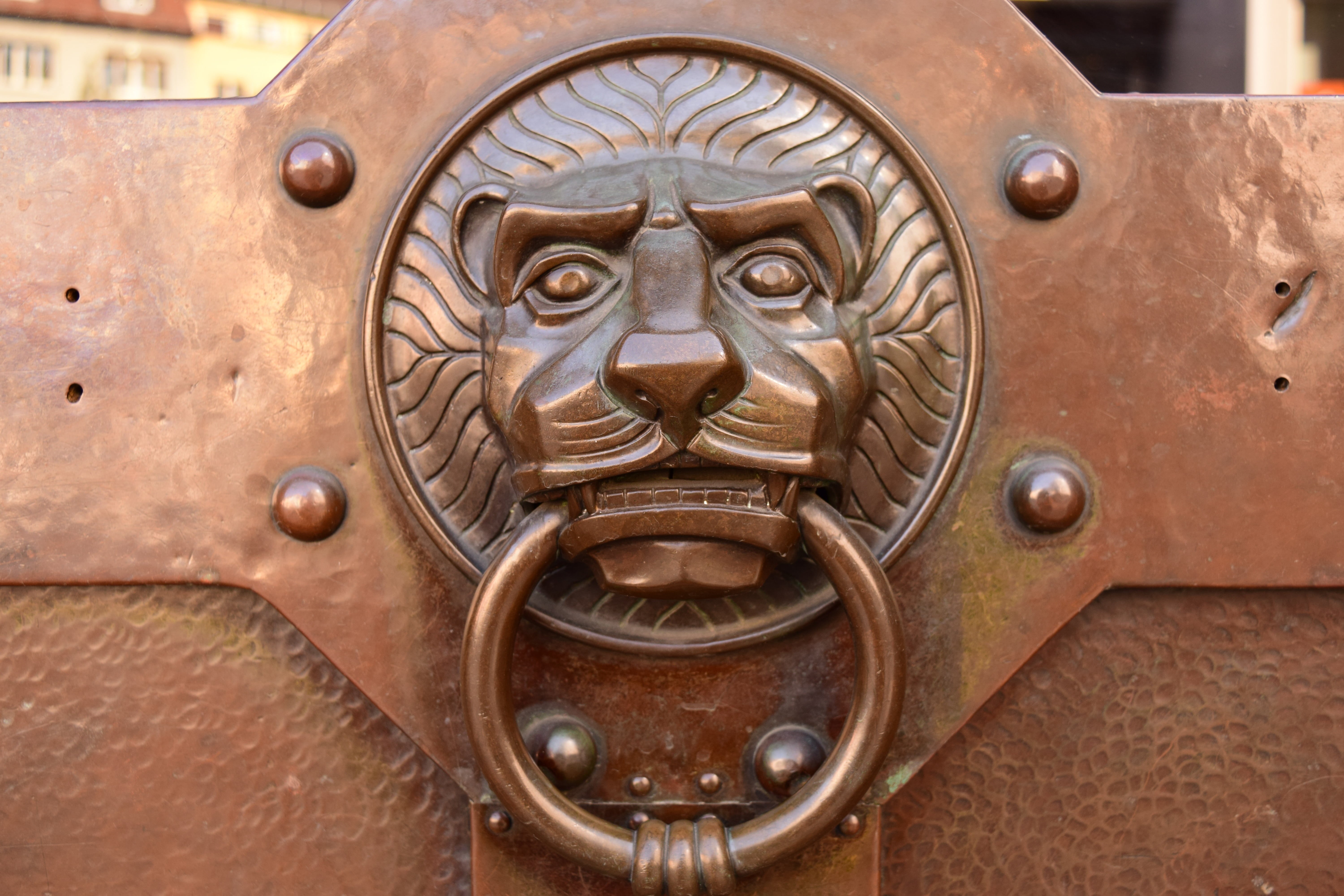artfully, no people, 5K, creativity, figure, door, building exterior, metal, ornate, rusty, outdoors, hand labor, art, gate, knocker, doorknocker, entrance, HD Wallpaper