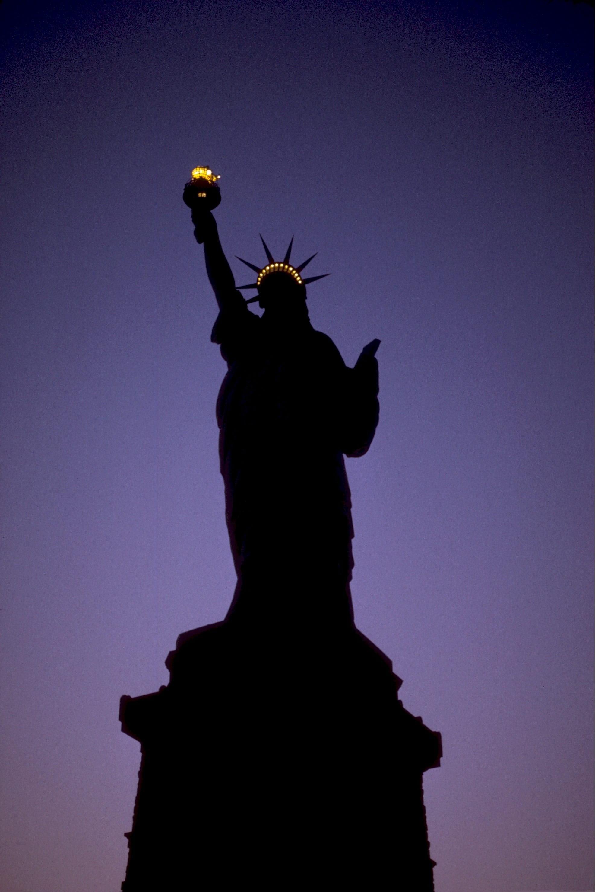 sculpture, sky, famous, copy space, architecture, symbol, craft, clear sky, 2K, new, history, low angle view, new york, liberty, monument, statue, art and craft, Phone HD Wallpaper