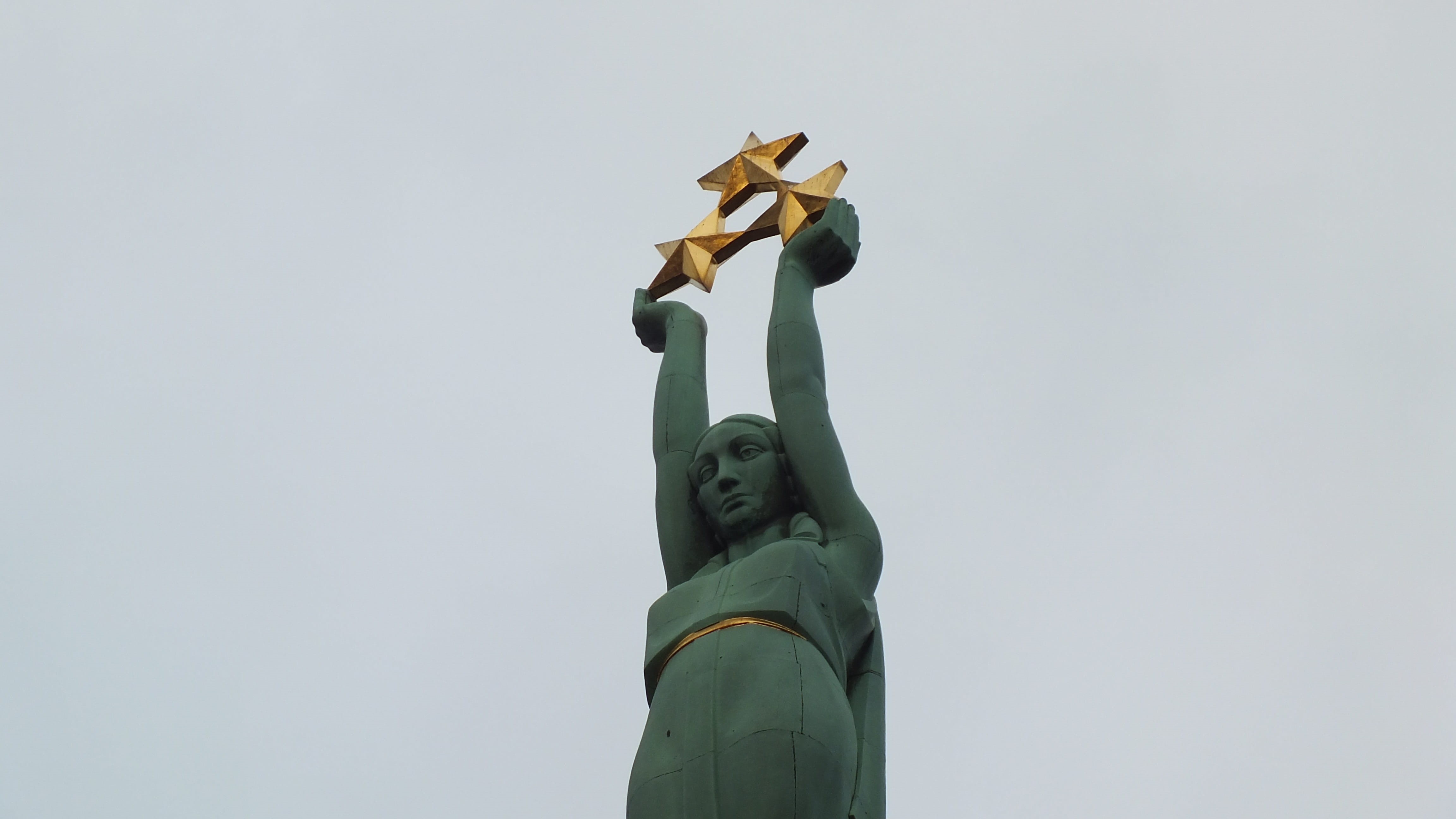 independence, representation, patriotism, low angle view, no people, nature, dom, baltic, memorial, landmark, outdoors, craft, city, studio shot, famous Place, HD Wallpaper