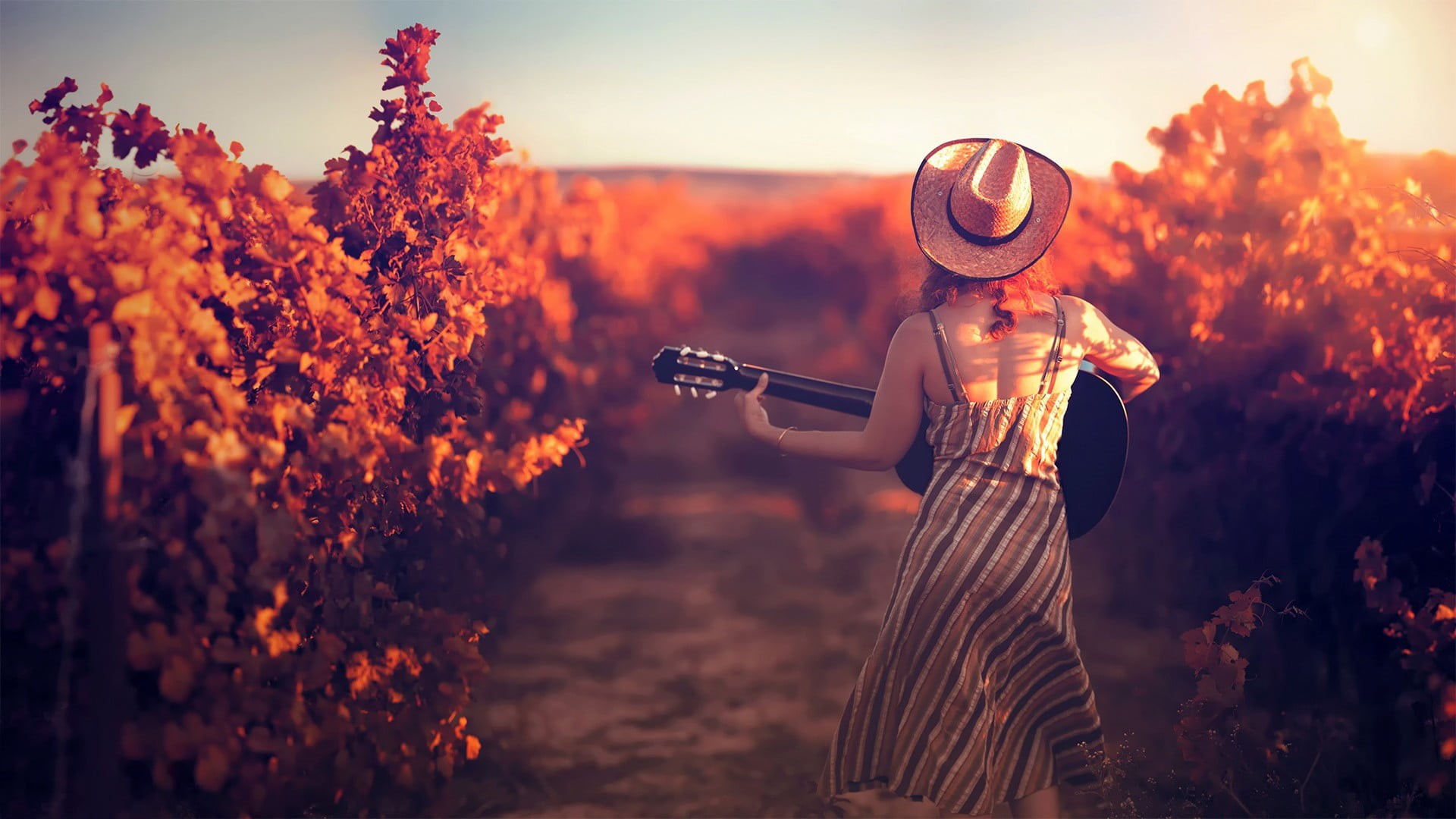 aiming, outdoors, land, travel, plant, gun, brown, females, model, old-fashioned, Rustic, weapon, autumn, relaxation, nature, fun, woman, sunset, holding, HD Wallpaper