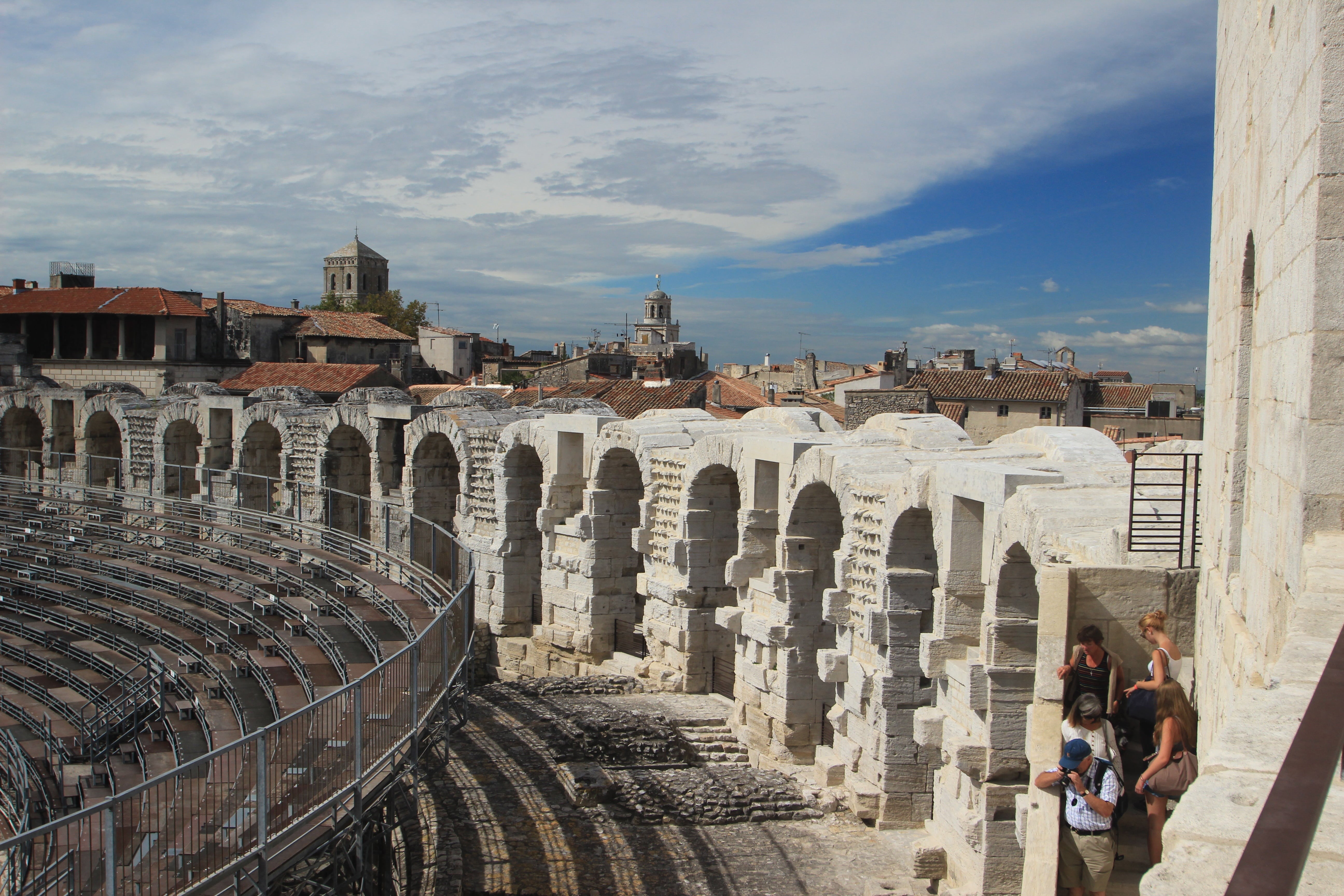 outdoors, building exterior, tourism, city, travel destinations, arles, group of people, 5K, travel, lifestyles, roman, real people, arch, amphitheatre, HD Wallpaper