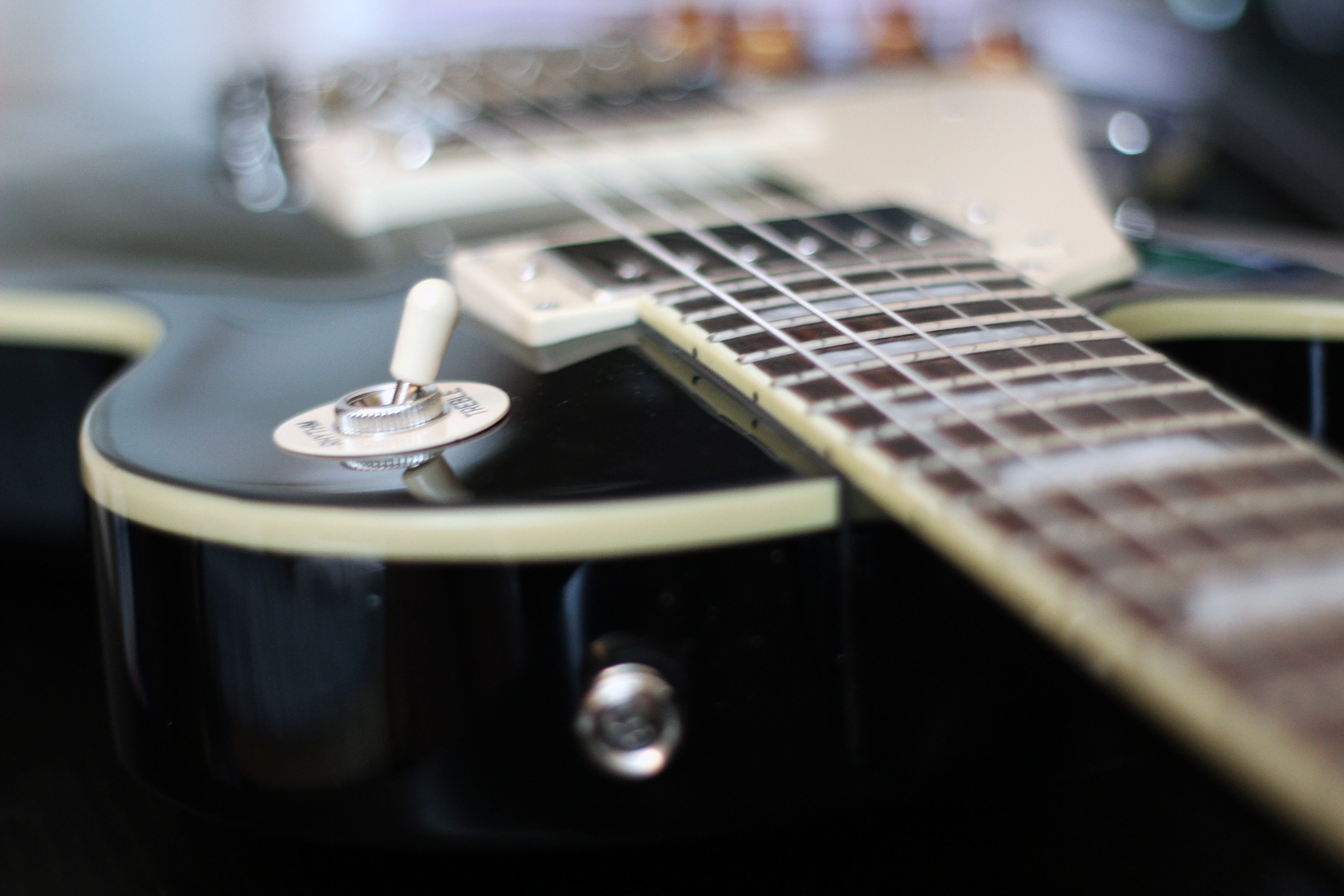 5K, Paul, gibson, indoors, Les, epiphone, arts culture and entertainment, metal, single object, musical instrument string, string instrument, string, les, HD Wallpaper