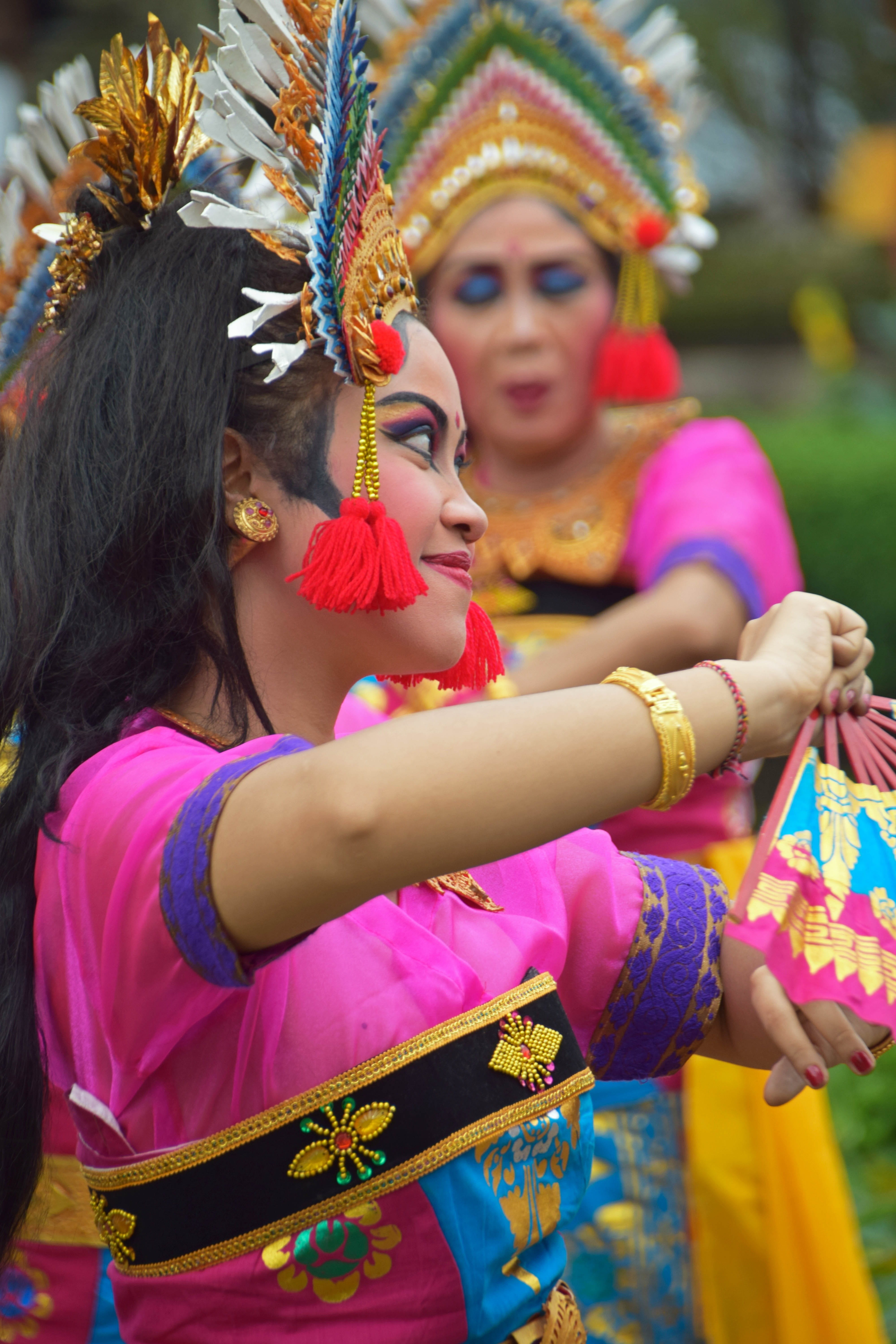 festival, religion, religious, people, tradition, women, adult, temple dancer, traditional festival, hinduism, leisure activity, day, cultures, clothing, Phone HD Wallpaper