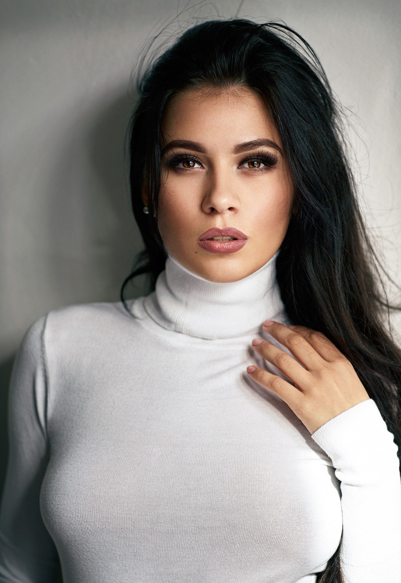 model, 1080P, Milan R, portrait, photography, women, 500px, Phone HD Wallpaper