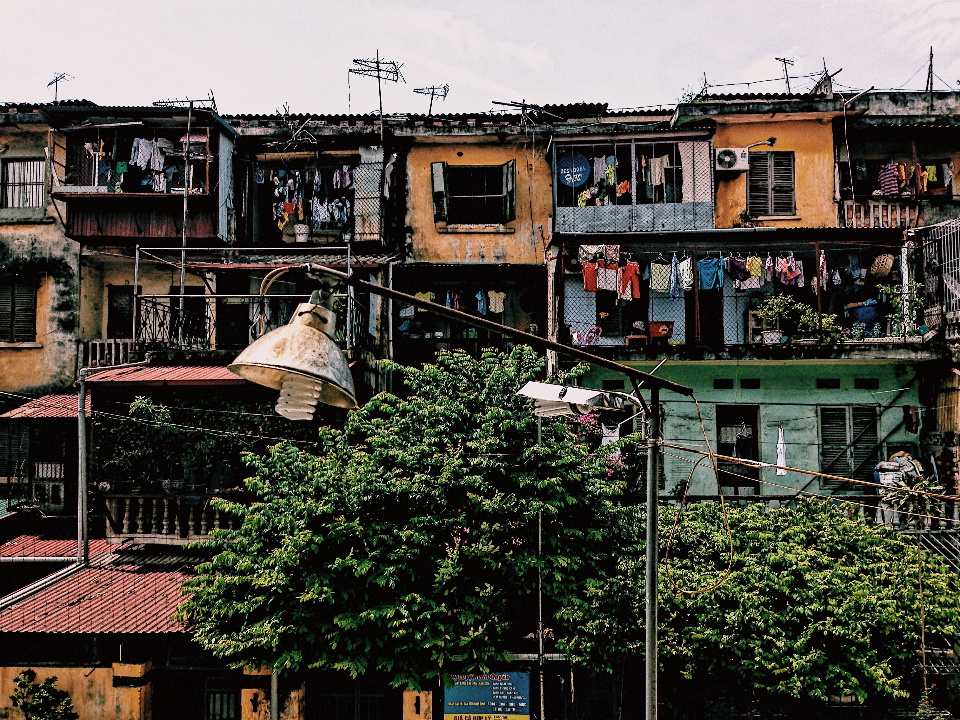 clothing, sky, clothesline, window, turned, Old, residential district, green, house, colorful, black, laundry, city, hanging, urban Scene, building, 2K, HD Wallpaper