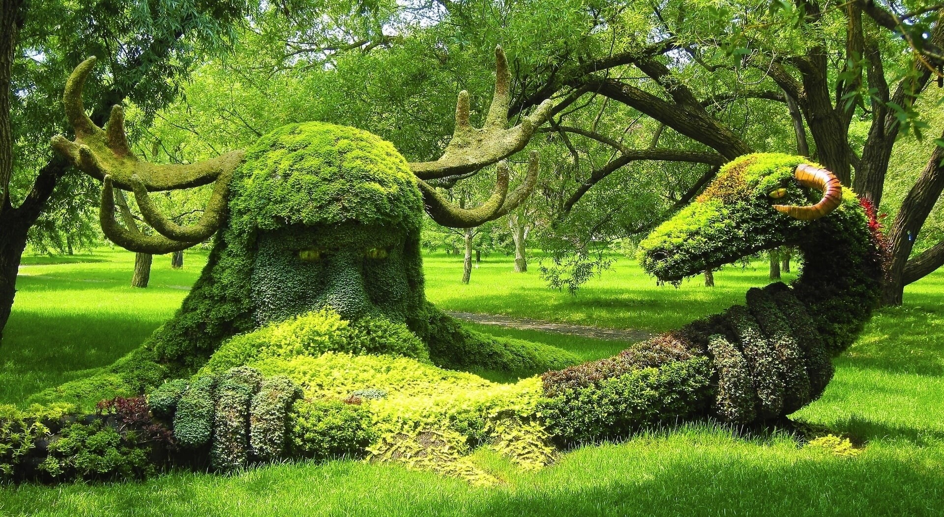 hedge, spirits, outdoors, grass, animal representation, topiary, green color, representation, park - man made space, wood, garden, Quebec, tree, warrior, HD Wallpaper