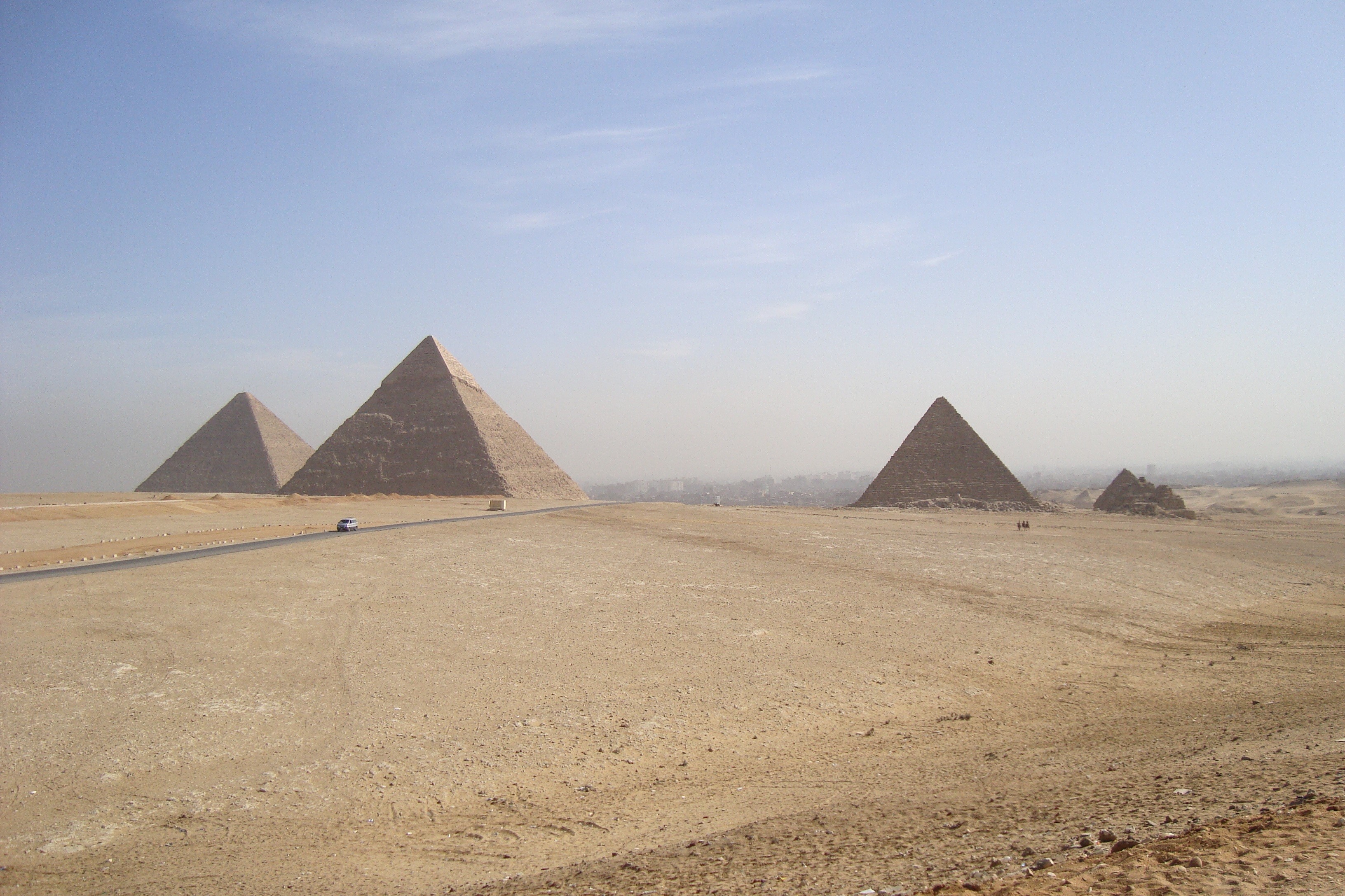 no people, egypt, sand, environment, travel, scenics - nature, three, pyramids, triangle shape, ancient civilization, pharaoh, great Pyramid, soledad, desert, HD Wallpaper