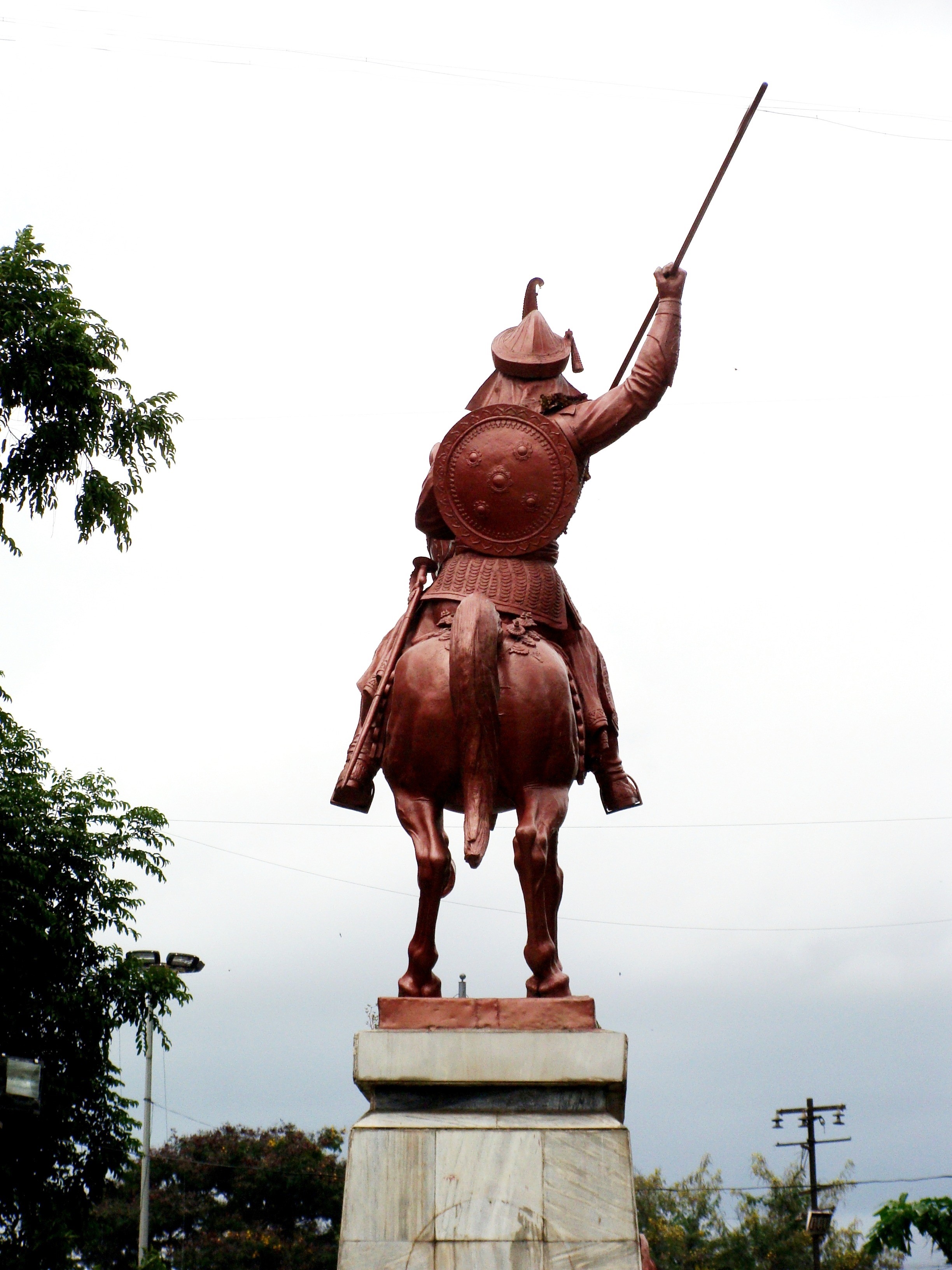 sky, sculpture, creativity, the past, history, horse, pune tourism, india tourism, built structure, statue, low angle view, livestock, places in pune, representation, Phone HD Wallpaper