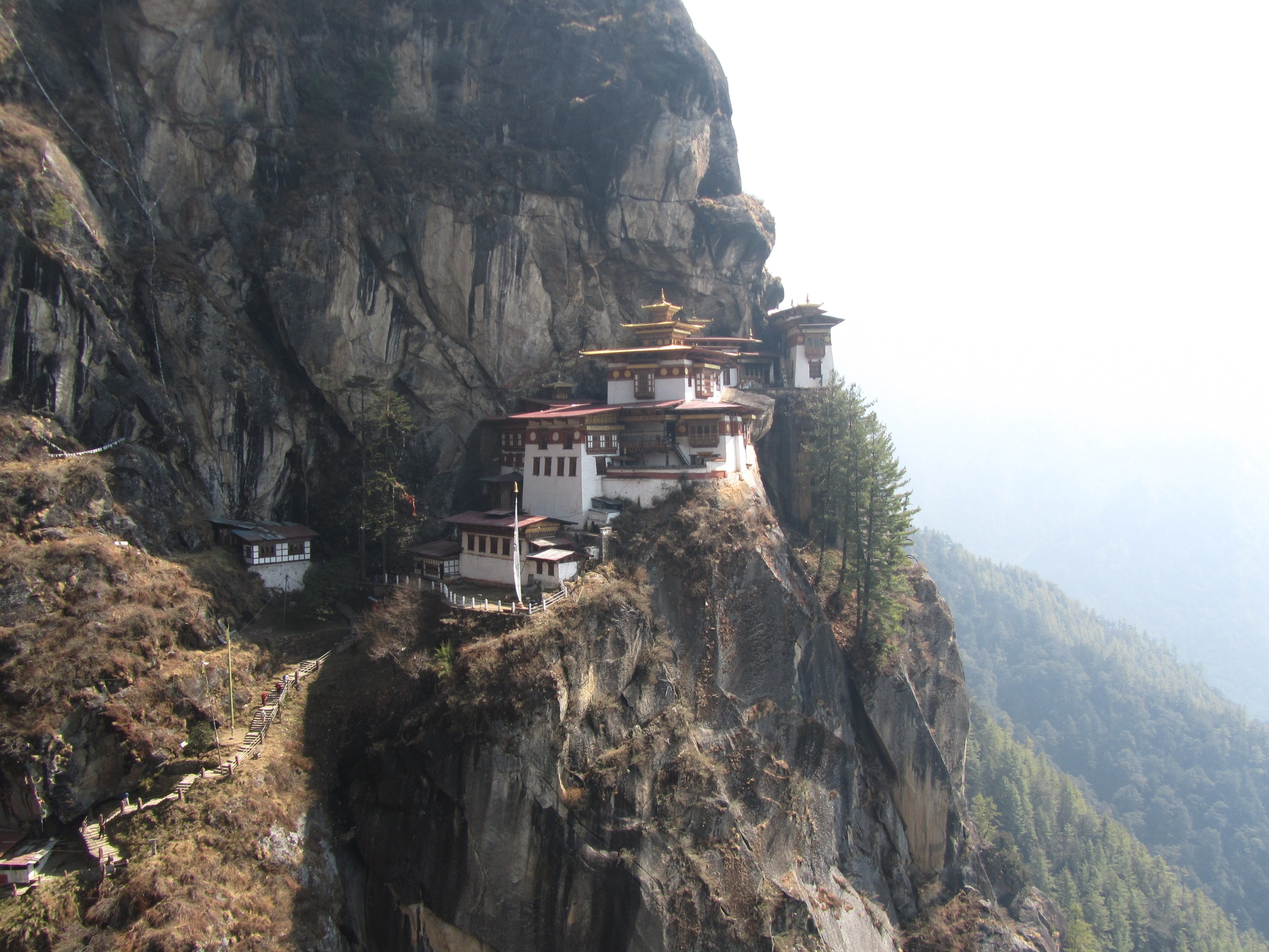 tigers nest/ takstang palphug monastery, building exterior, buddhism, spirituality, travel destinations, formation, outdoors, trees, mountain range, rock formation, HD Wallpaper