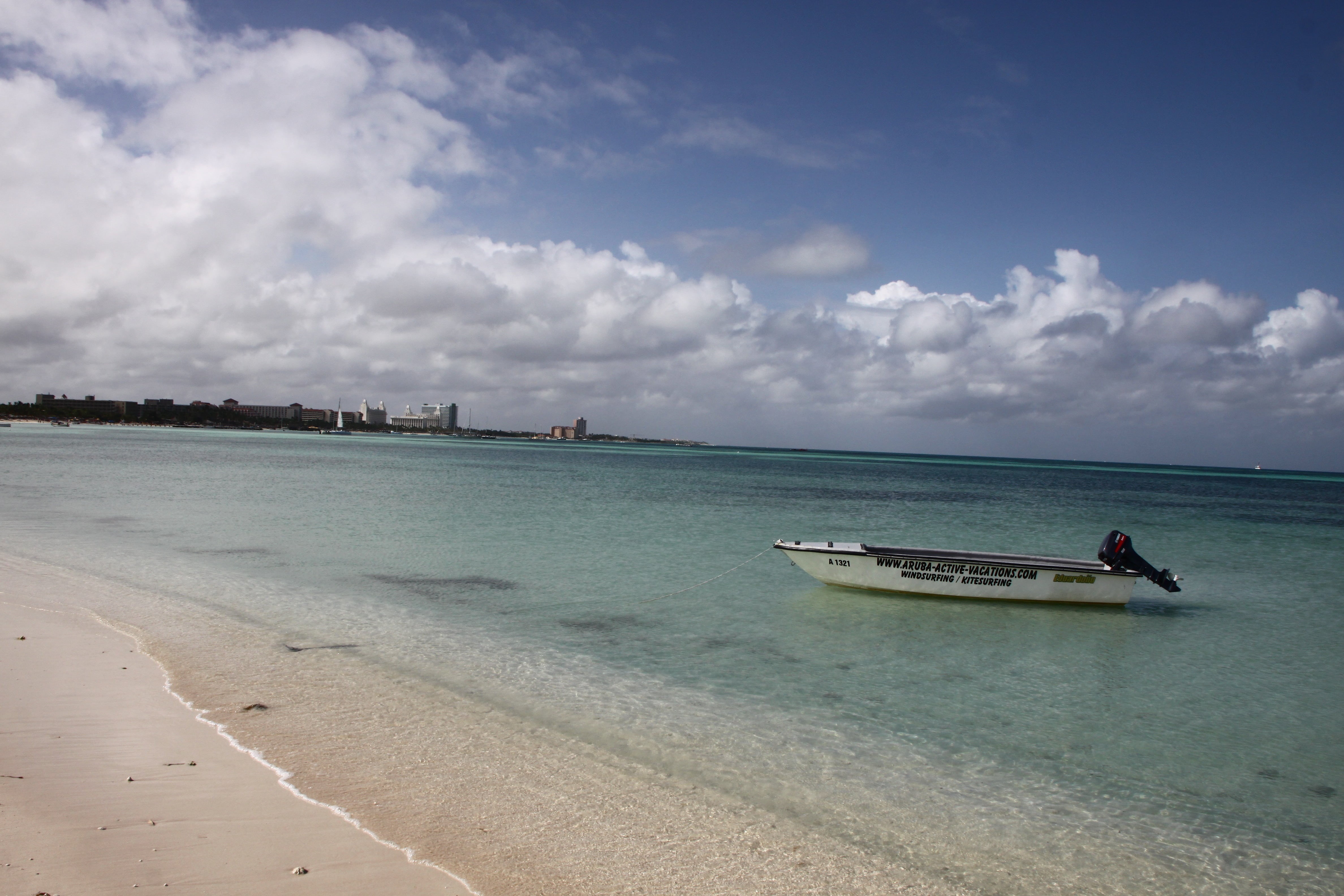 sand, people, land, cloud - sky, sea, nature, beach, nautical vessel, mode of transportation, day, horizon over water, aruba, real people, lesser antilles, HD Wallpaper