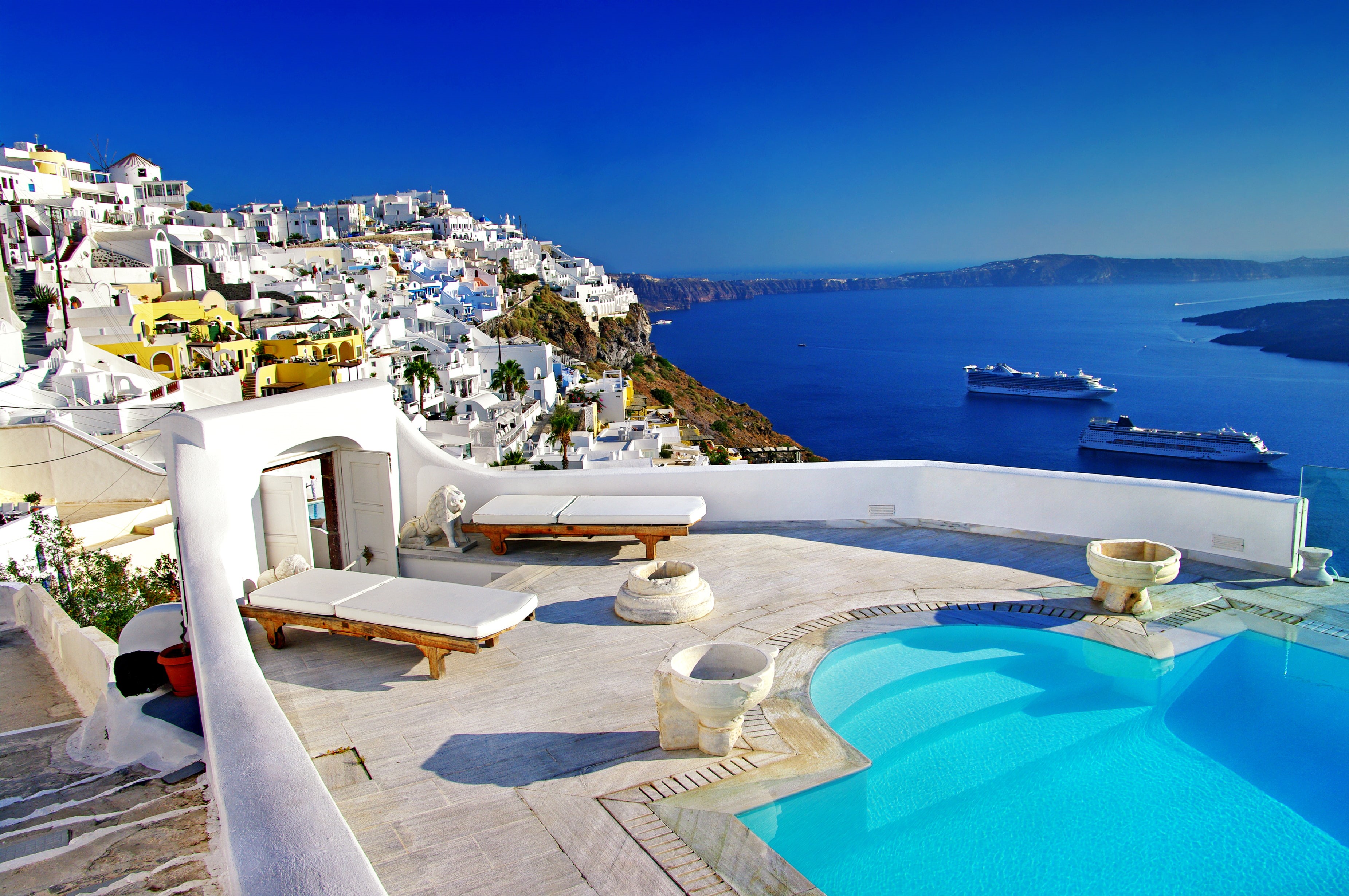 sunbeds, view, sea, Bay, home, Santorini, island, 2K, Greece, coast, ships, pool, HD Wallpaper