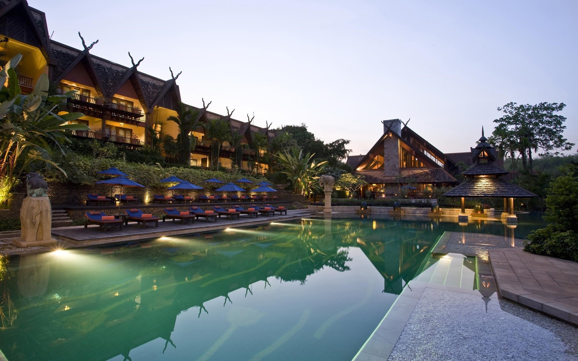 Hotel, Pool, photo, Sunbeds, Exterior, Trees, resort, Umbrellas, 1080P, Palm, HD Wallpaper