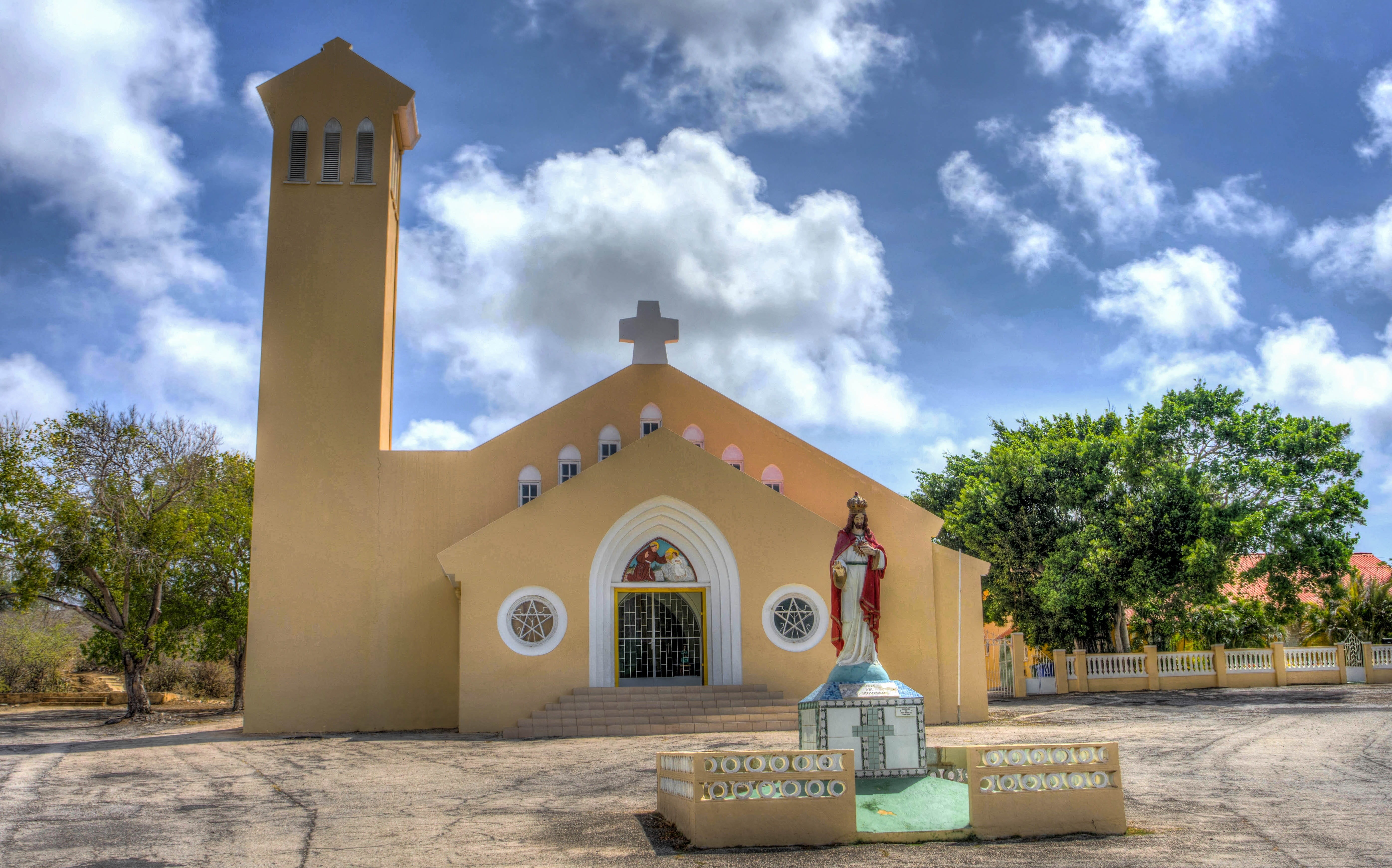 church, architecture, blue, antilles, worship, entrance, tree, cloud, belief, spirituality, plant, tower, day, dutch, built structure, religion, place of worship, HD Wallpaper