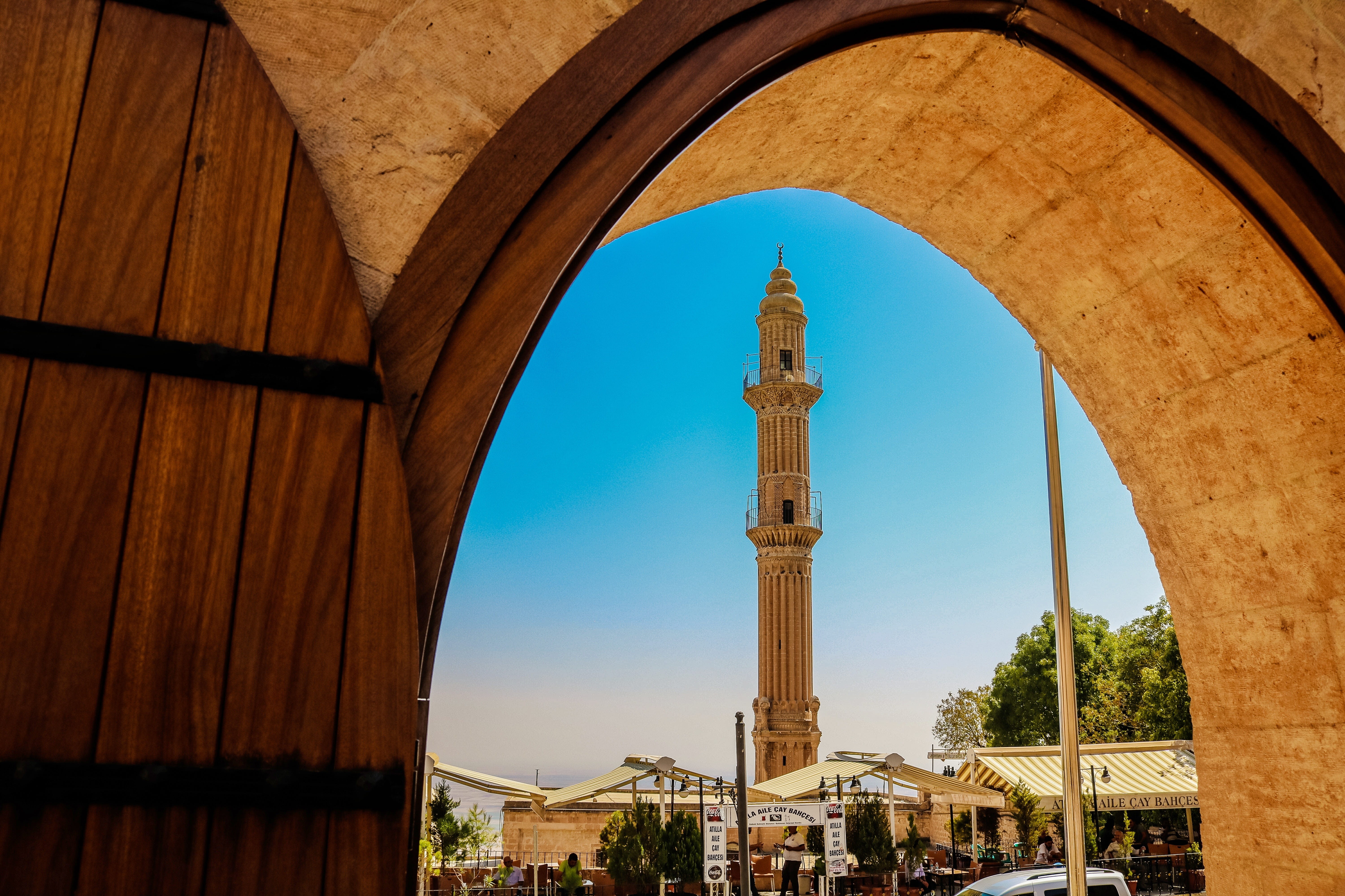 architecture, the past, belief, tourism, travel destinations, solar, the grand mosque, travel, on, architectural column, nature, building, arch, city, outdoors, HD Wallpaper