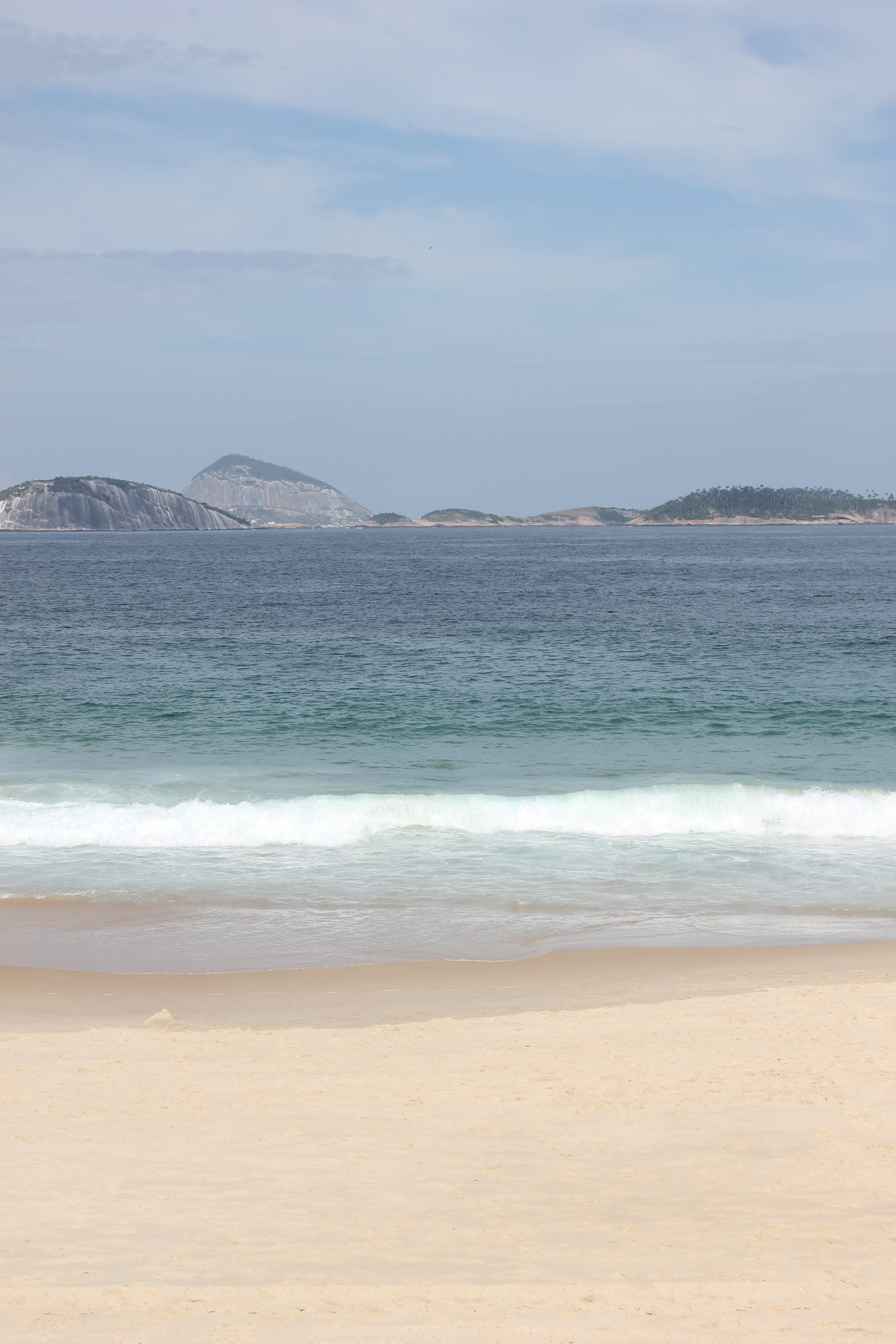 scenics - nature, wave, land, day, beauty in nature, sport, tranquil scene, rio de janeiro, sea, green, non-urban scene, beach, brazil, ipanema, no people, Phone HD Wallpaper
