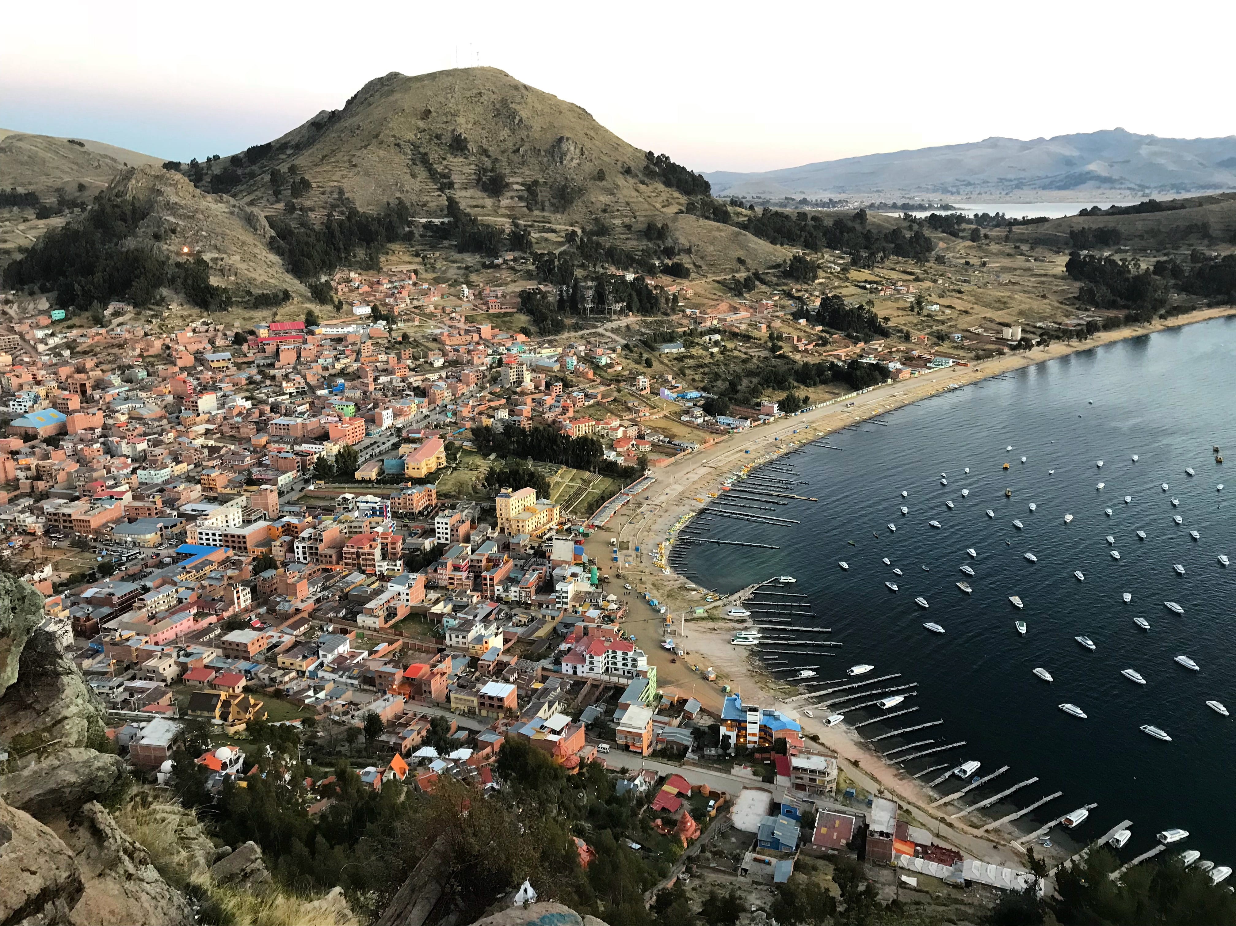 architecture, tree, crowd, built structure, sea, aerial, land, landscape, bolivia, day, waterfront, urban, coast, person, shoreline, nature, city, transportation, HD Wallpaper