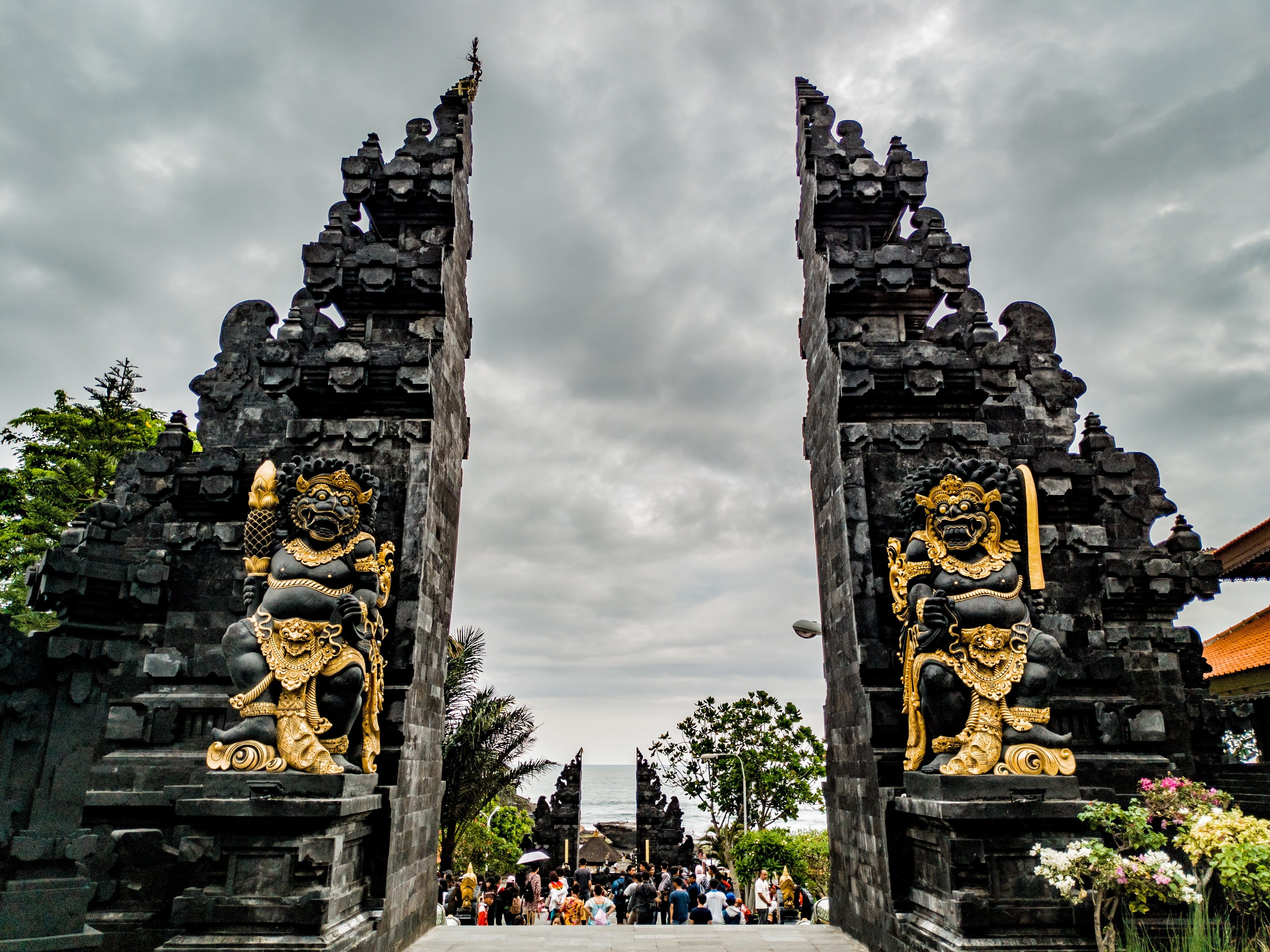 sculpture, entrance, ancient, water, history, outdoors, ornate, cloud - sky, architecture, ancient civilization, tanah lot, spirituality, place of worship, HD Wallpaper