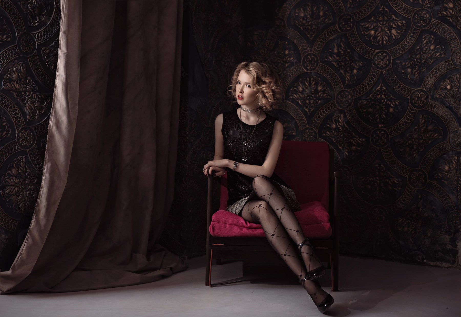 legs, sitting, women, Ilya Novitsky, 720P, chair, HD Wallpaper