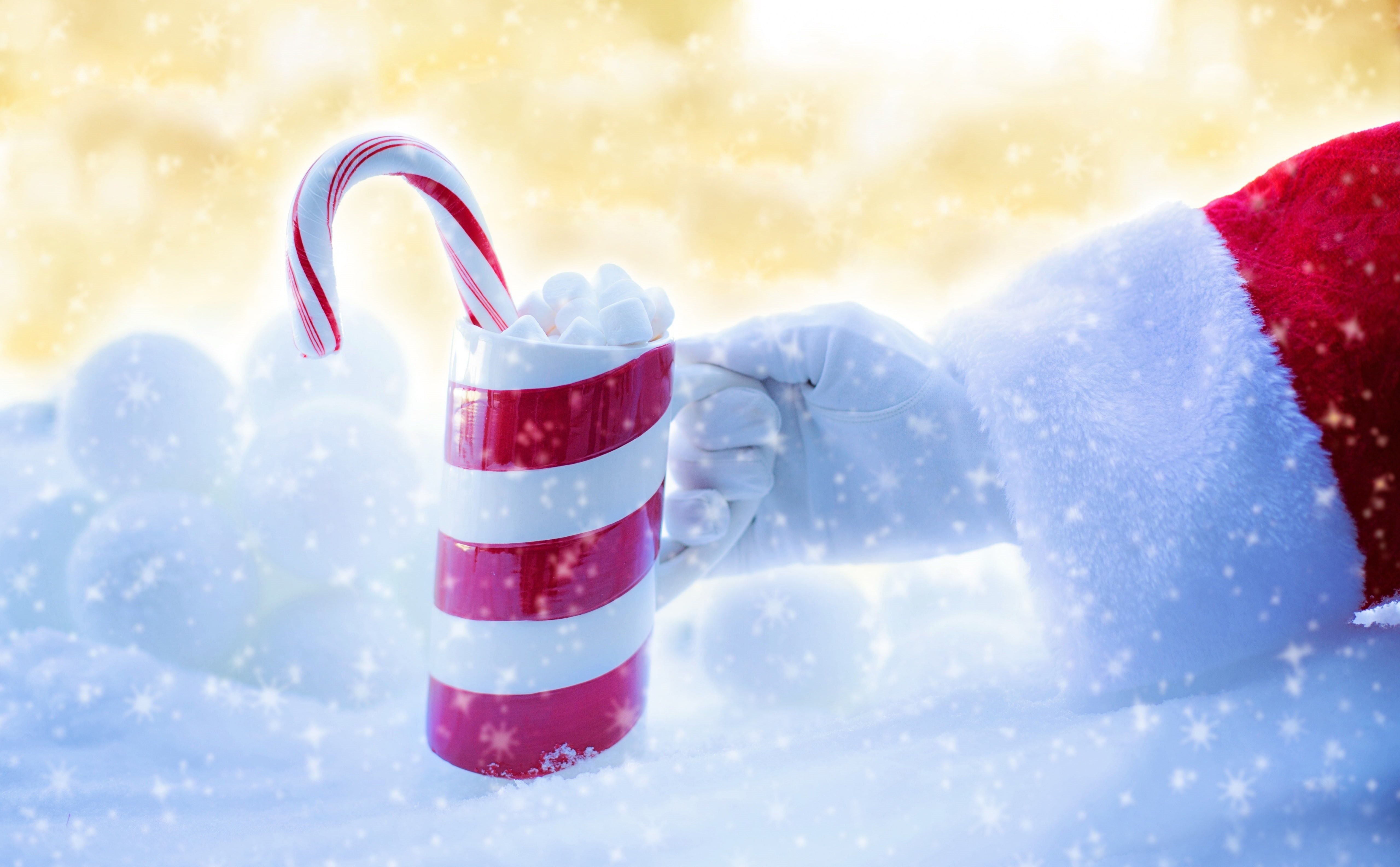snowing, cold temperature, 5K, Warm, warm clothing, Snow, Chocolate, Hand, Home, Amazing, delicious, Golden, newyear, day, Tradition, claus, Outdoor, SantasHand, HD Wallpaper