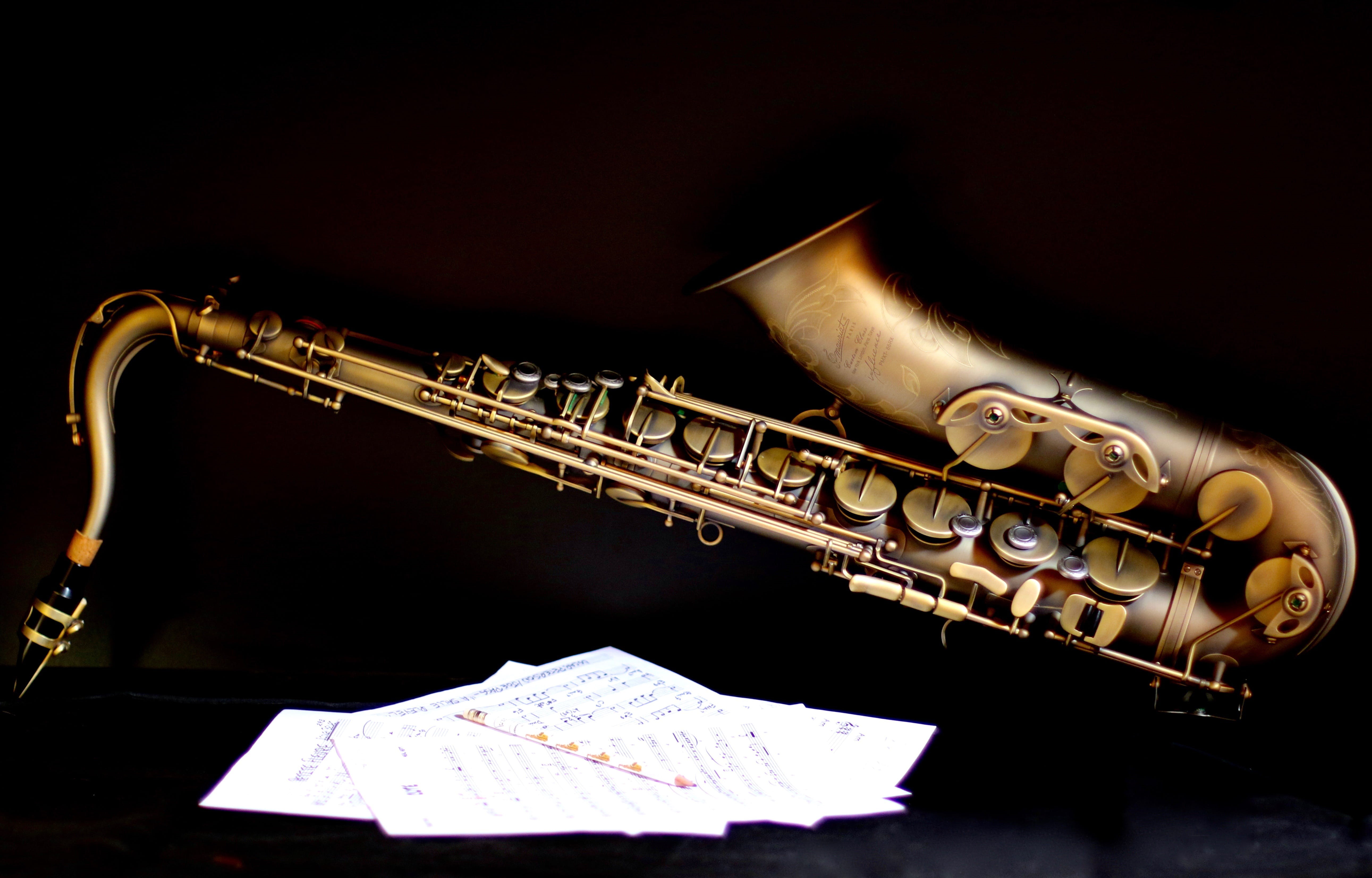 musician, arts culture and entertainment, stage - performance space, music, trumpet, musical instrument, sheet music, black background, spain, stage, studio shot, HD Wallpaper