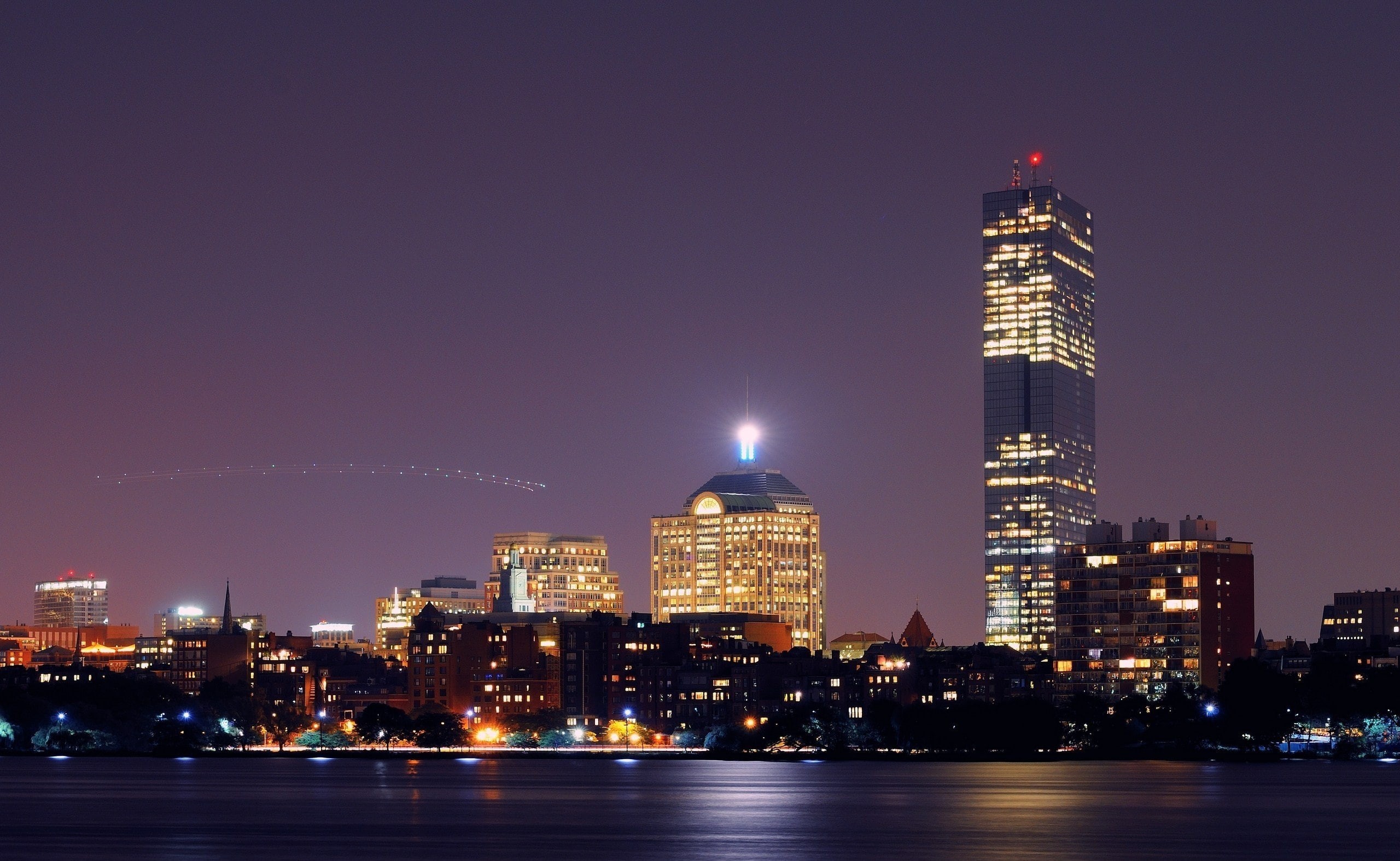 built structure, gray, illuminated, building exterior, building, city, tower, water, architecture, nature, Skyline, glass, 2K, skyscraper, laminated, Massachusetts, HD Wallpaper