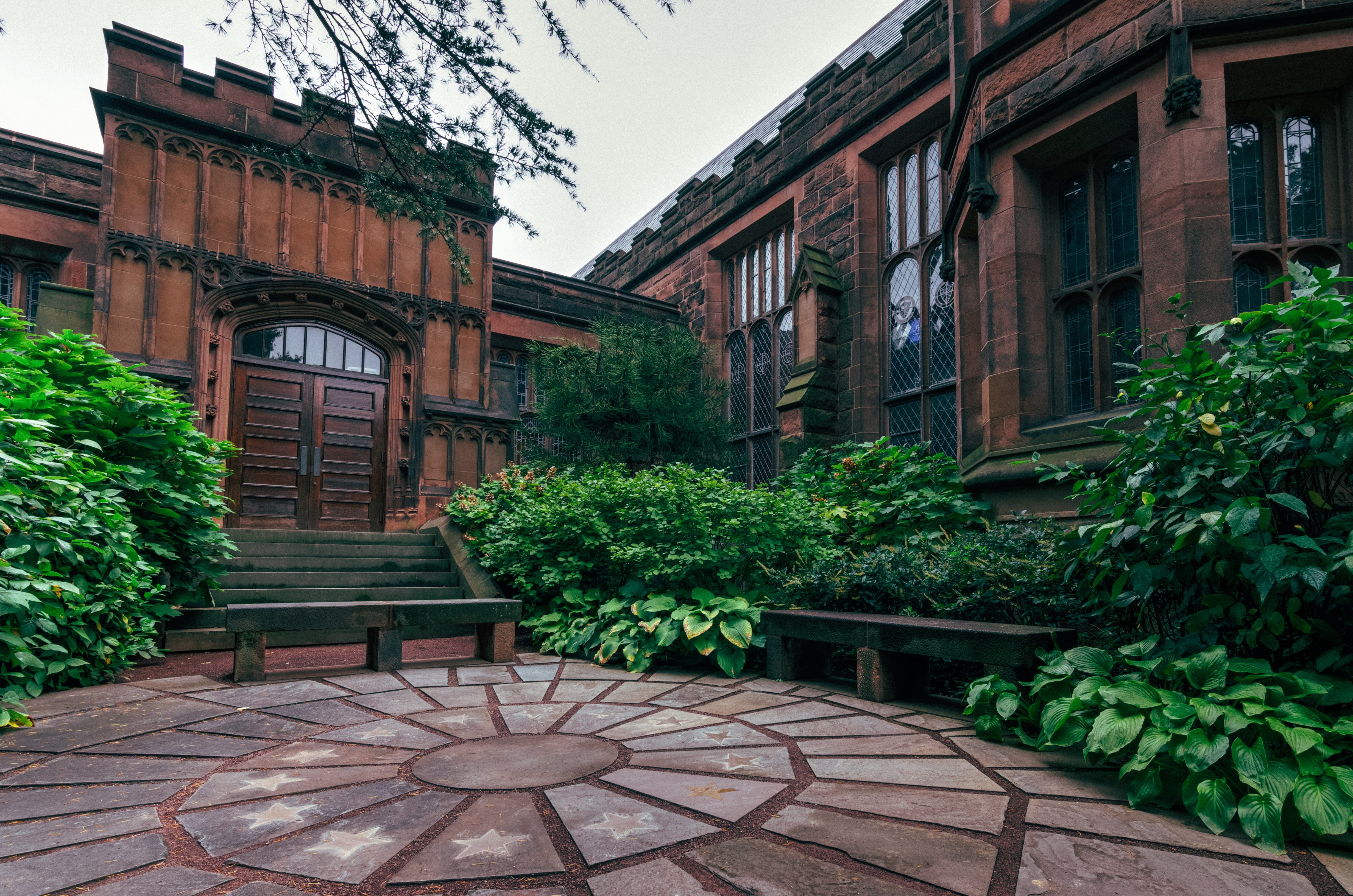 architecture, building exterior, memorial, tree, building, courtyard, house, bench, seat, city, residential district, potted plant, built structure, outdoors, HD Wallpaper