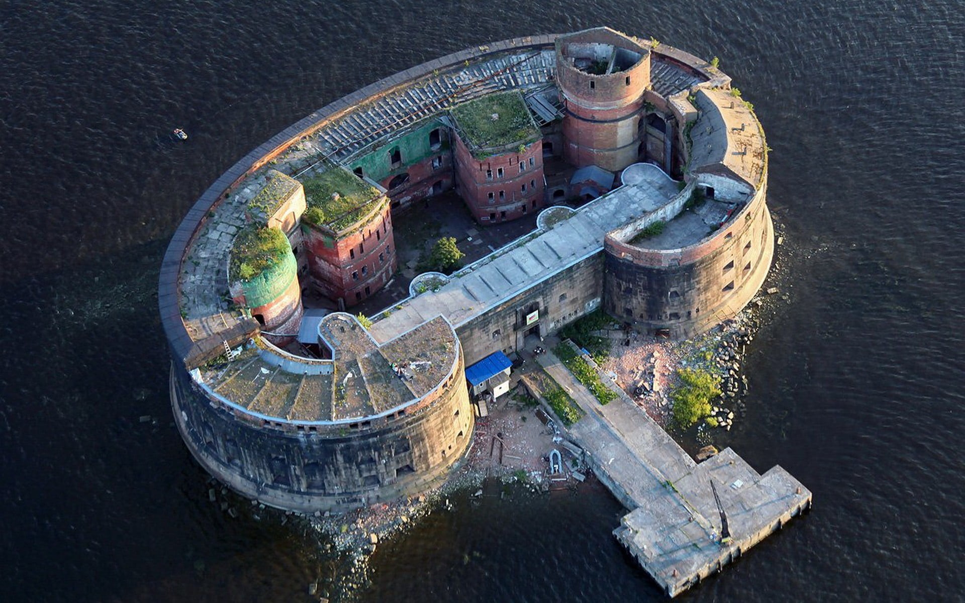 brown, aerial view, cityscape, travel, wall, mode of transportation, red, travel destinations, abandoned, Russia, castle, nature, day, St. Petersburg, water, HD Wallpaper
